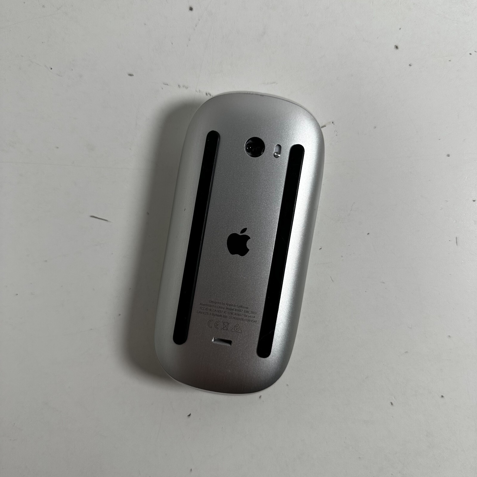 Apple Magic Mouse 2 Multi-Touch Surface Bluetooth Wireless Rechargeable A1657