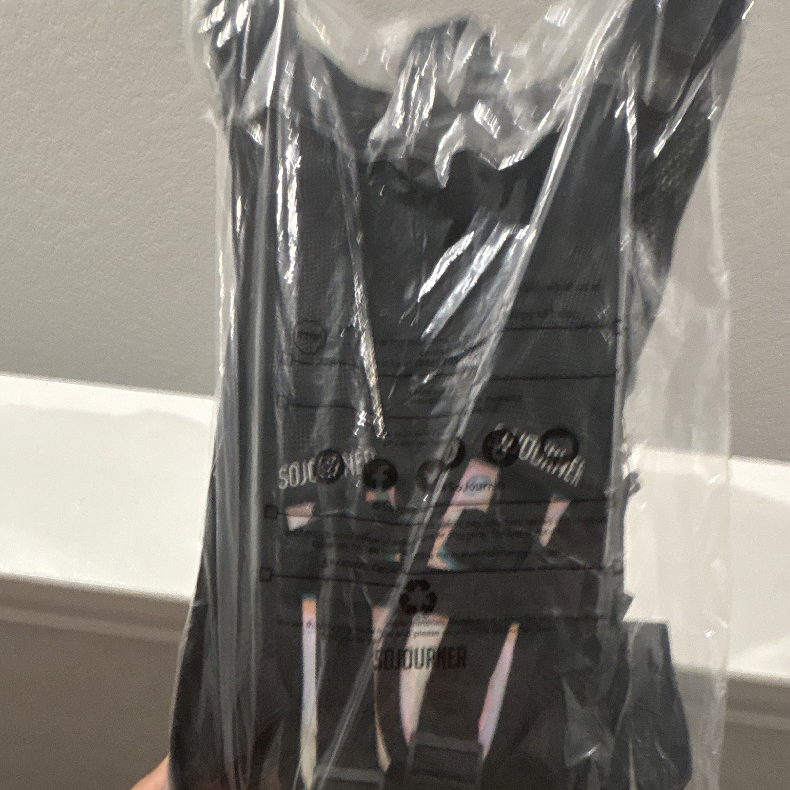Sojourner Hydro Pack 2L Hydration Pack Lightweight 2 Pockets Zip Iridescent
