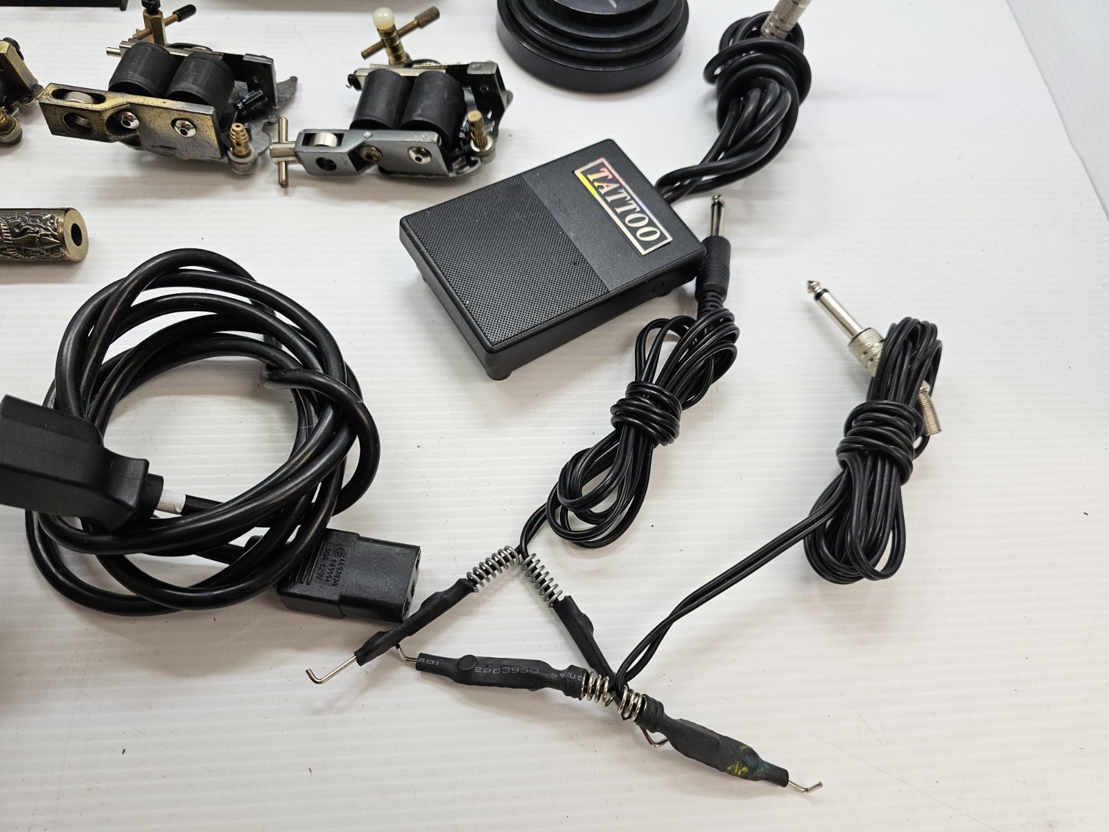 Pro Tattoo Machine Coil Gun Set w/ 2 Power Supplies & Cables – Skull & Dragon