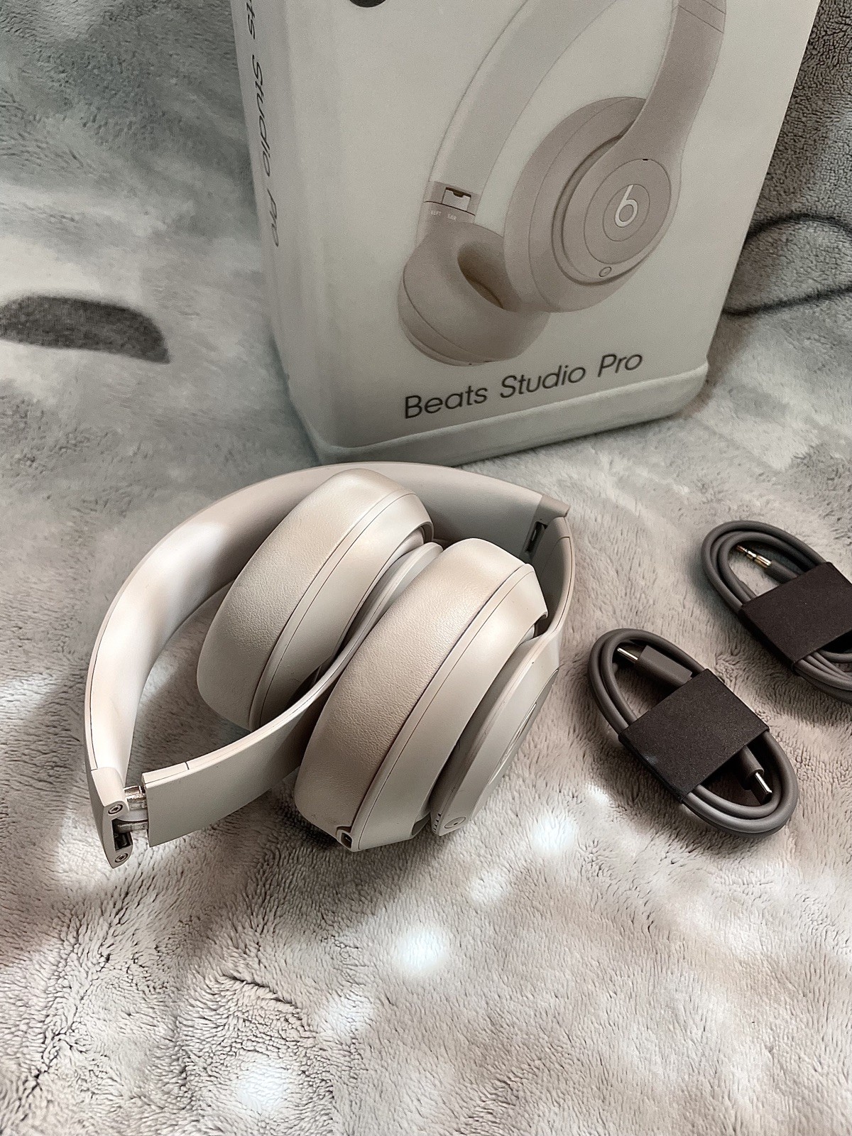 Beats Studio Pro Wireless Bluetooth Headphones - Sandstone (New Sealed)