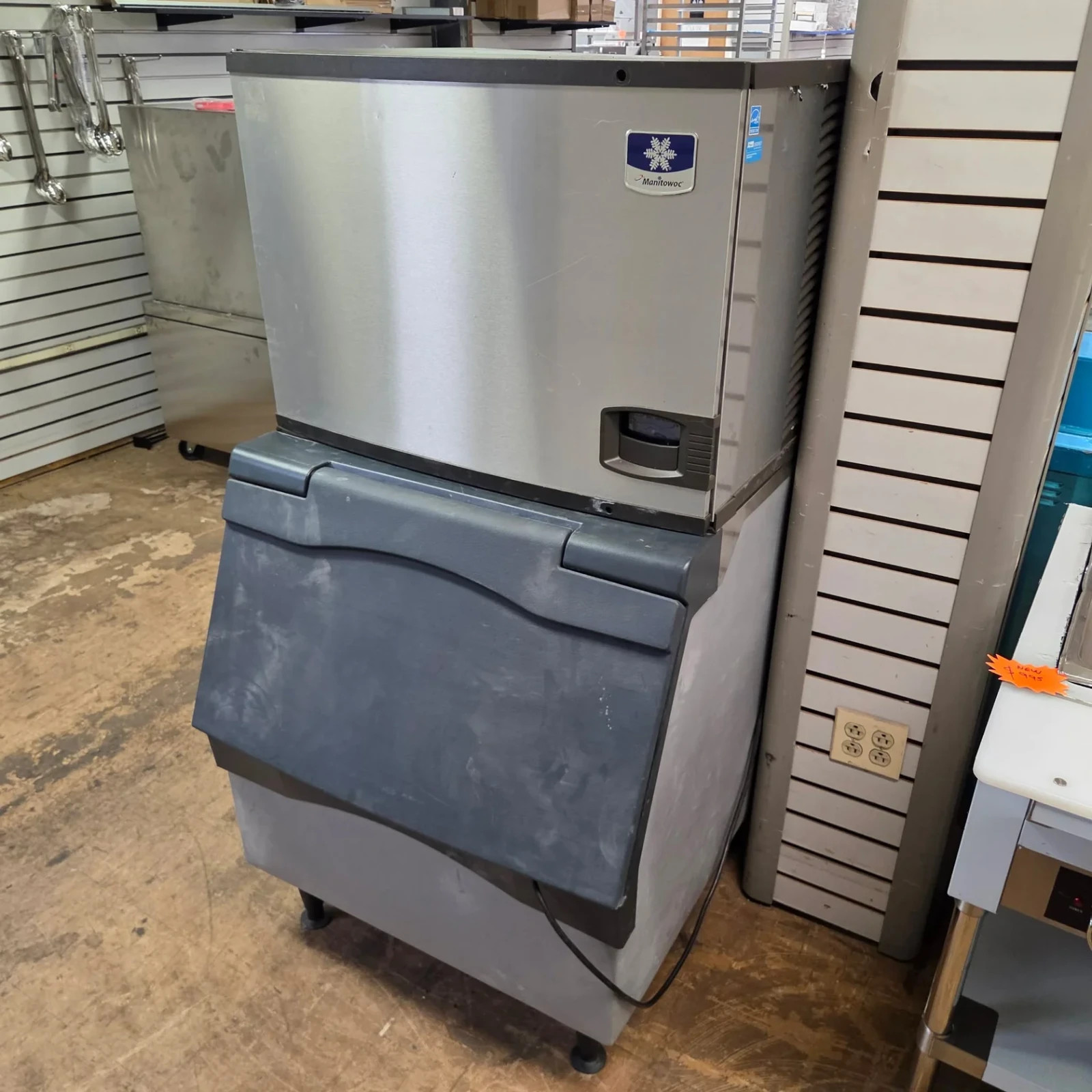 Manitowoc IDT0450A Indigo NXT 30" Air Cooled Ice Machine w/ Bin (470lb/24hr)