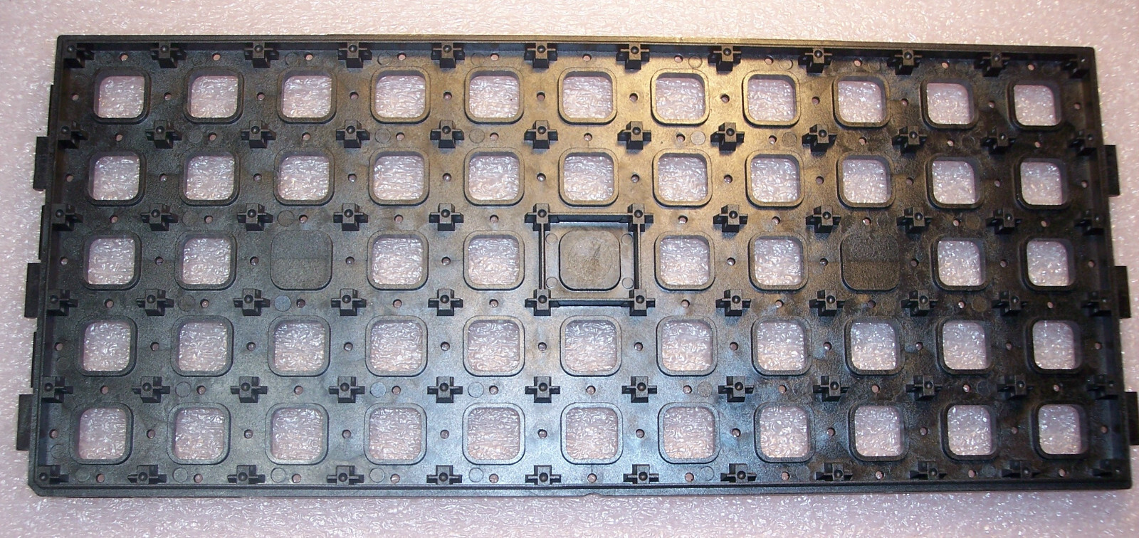 LOT OF (3) PQFP-100 INTEGRATED CIRCUIT TRAYS (5x11) 21001-20 3M
