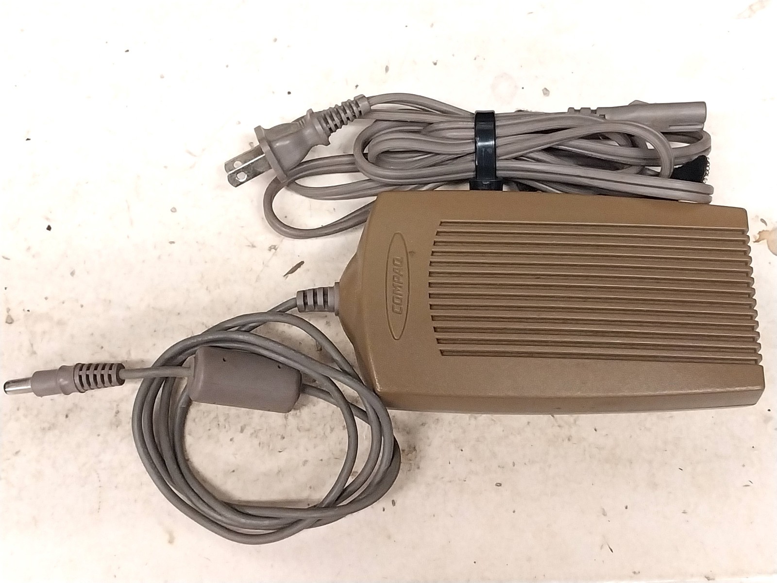 Nice Working Compaq 2902 Power Supply Unit / Old Vintage Laptop Computer