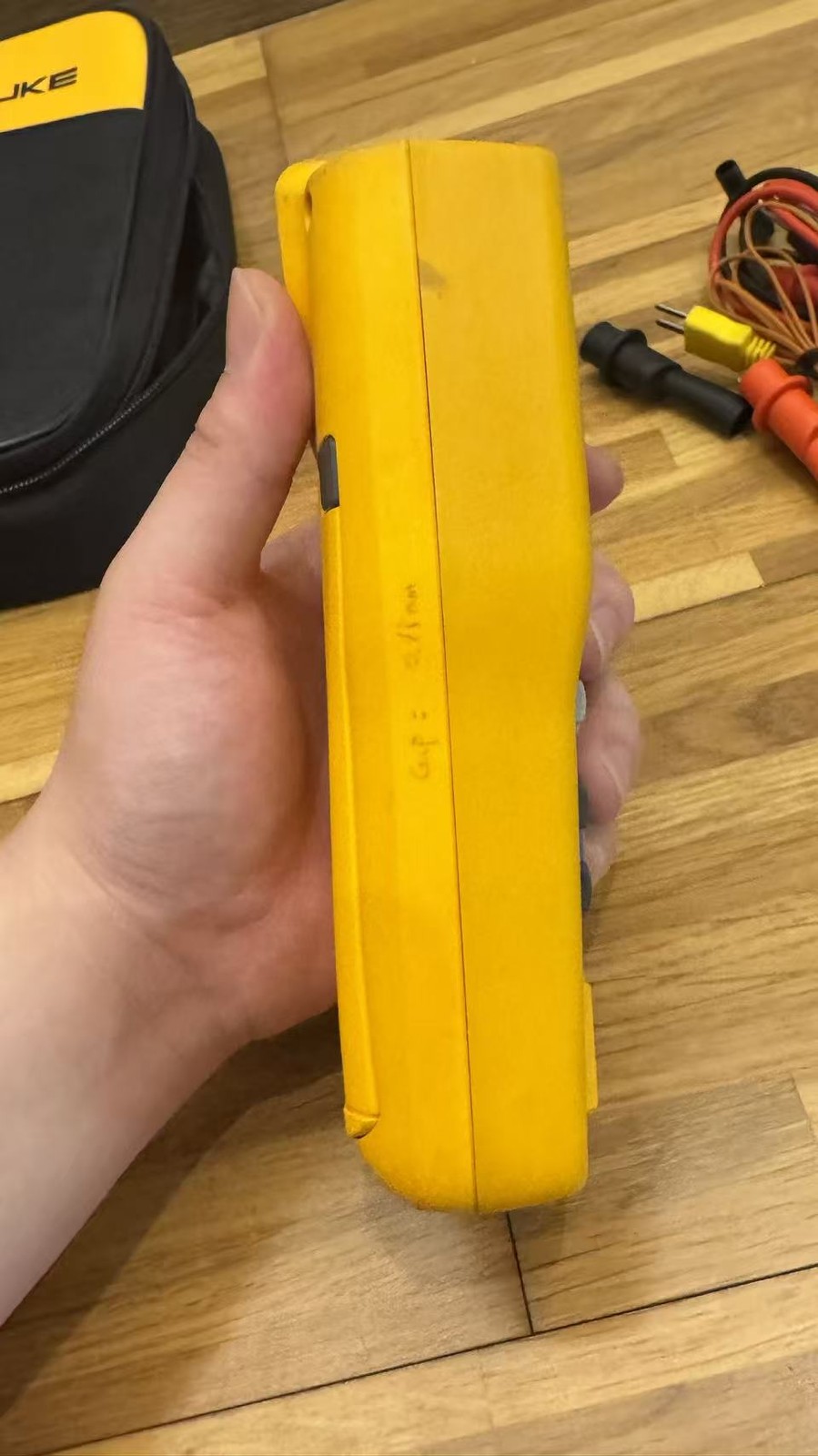 Fluke 714B Thermocouple Calibrator