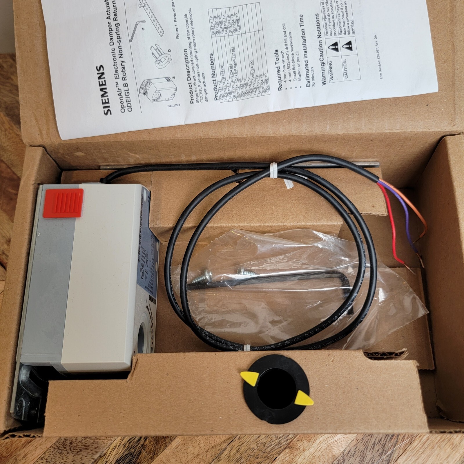 SIEMENS GDE131.1P Open Air Electronic Damper Actuator  44" lb.  3P