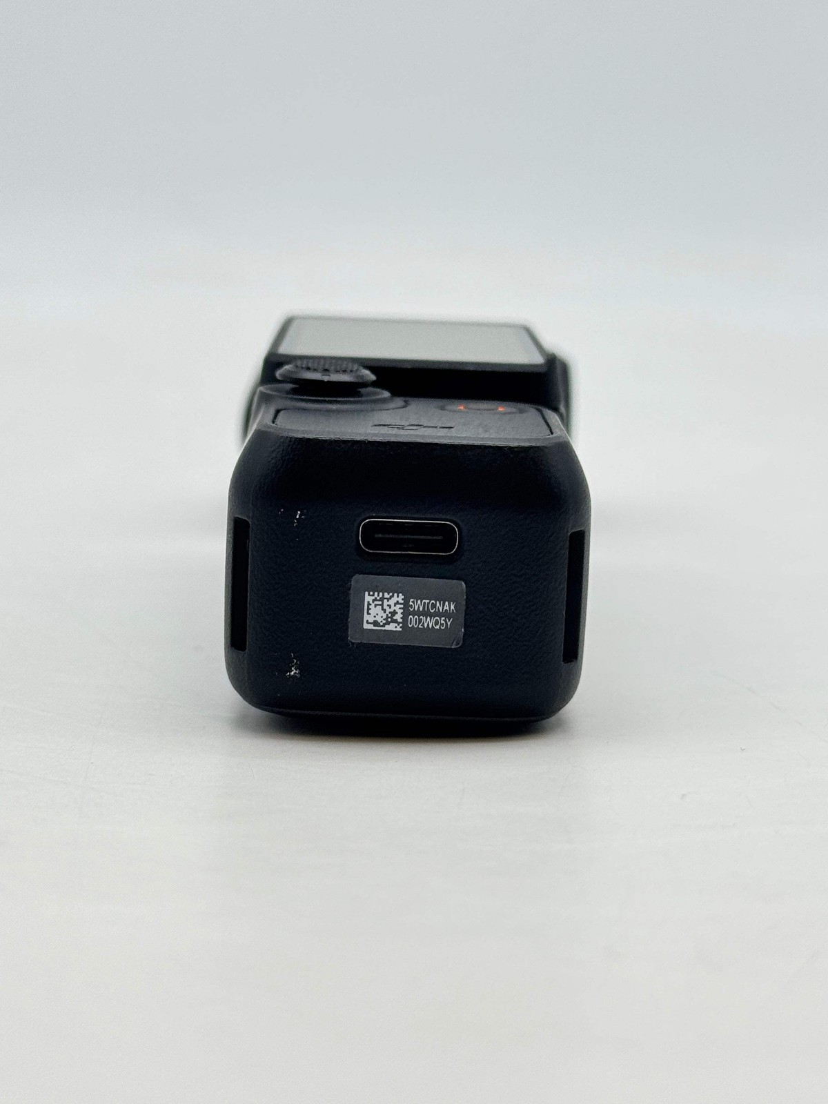 DJI Osmo Pocket 3 9.4MP Action Camera PP-101 - Screen stuck on DJI