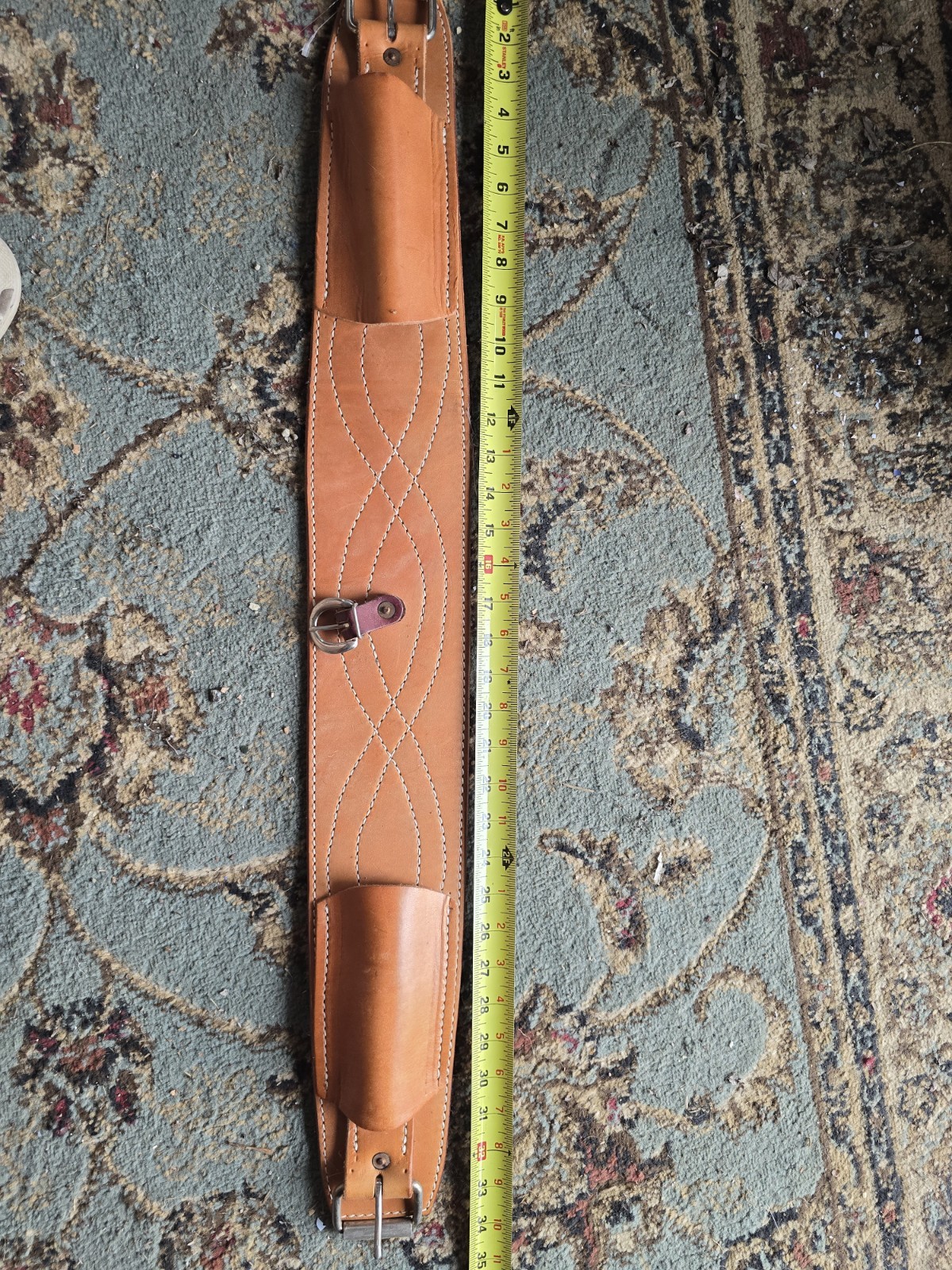 Beautiful Tan Leather Stitched Heavy Duty Western Rear Cinch
