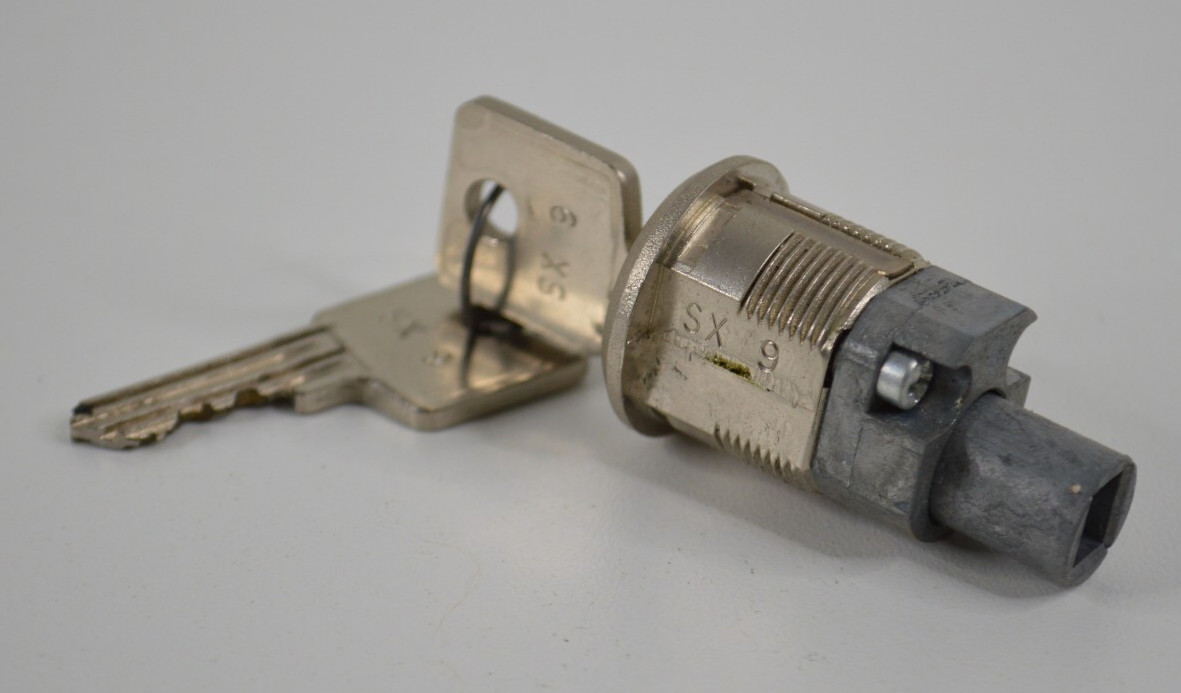Lista SX9 Tool Cabinet Lock w/ 2 Keys SX-9 Replacement Part