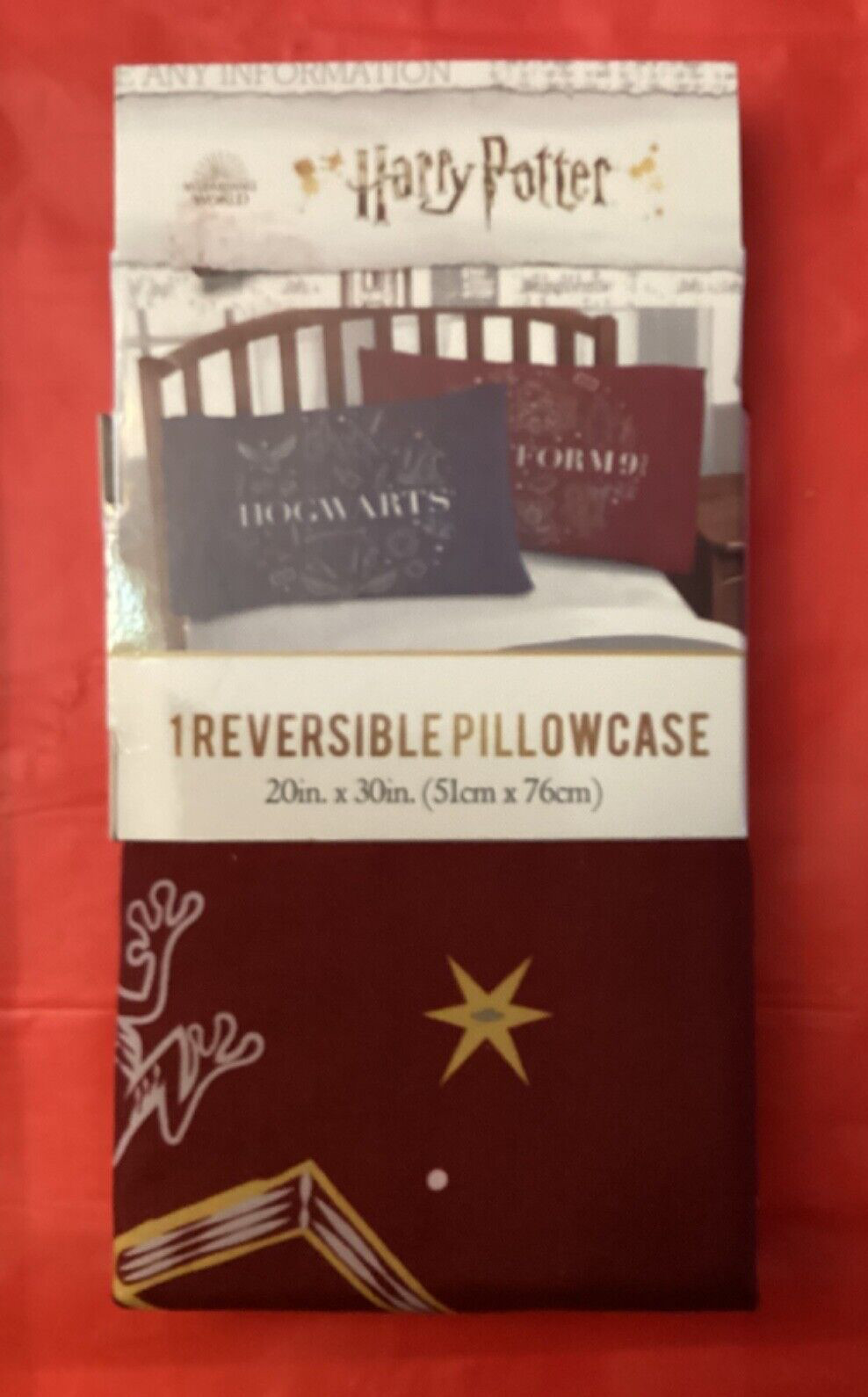 NIP  HARRY POTTER WIZARDING WORLD Reversible Pillowcase Standard Hogwarts 20X30