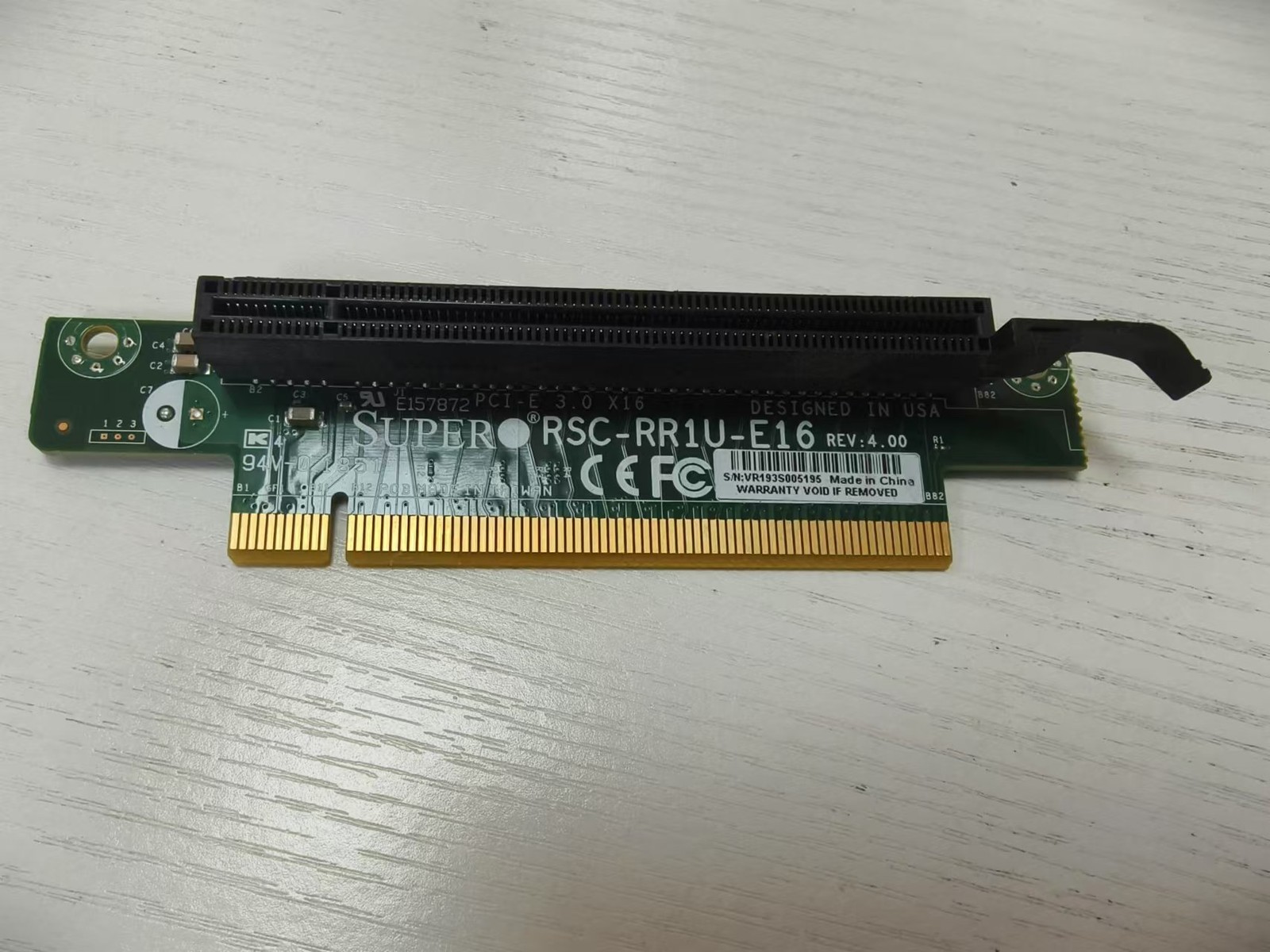 RSC-RR1U-E16 SUPERMICRO 1U PCI-E X 16 RISER CARD