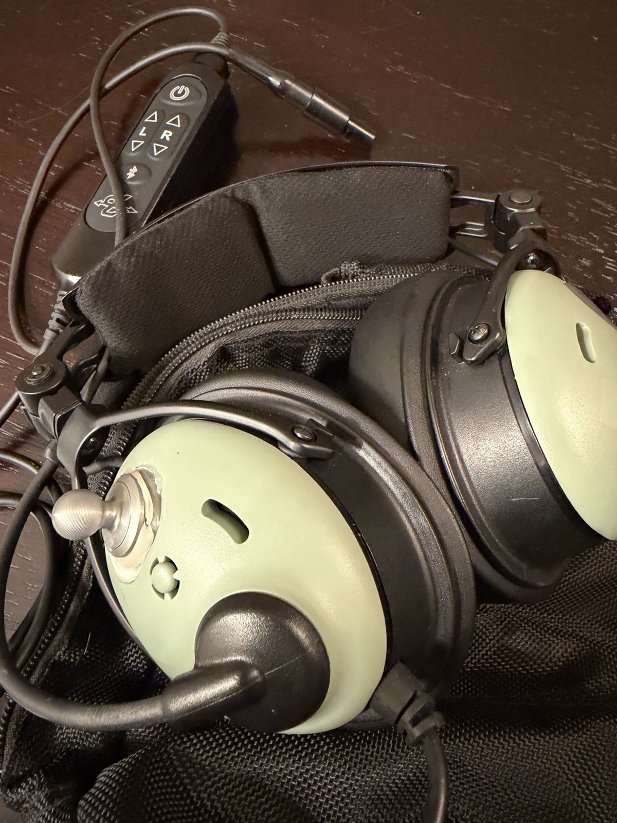 David Clark DC One-XP (Panel Power LEMO Plug) Noise Canceling Aviation Headset