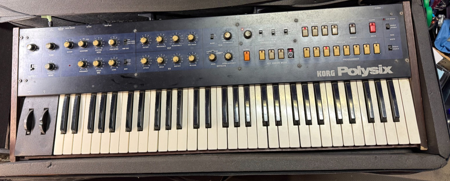 KORG POLY 6  synth / vintage analog keyboard  w/case - Pre Owned - Working