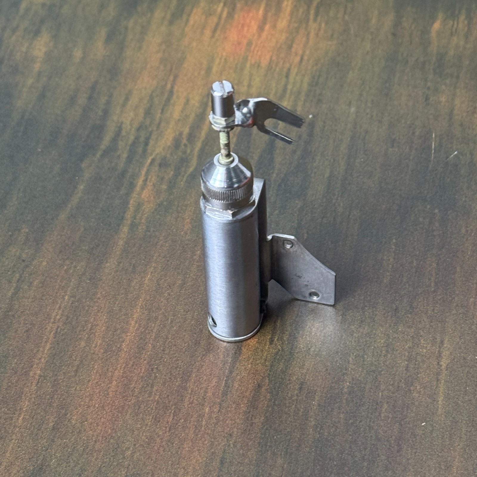 Heiland Research HR Solenoid Shutter Release for Graflex - Untested