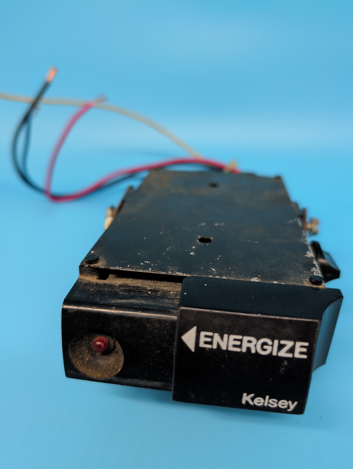 Vintage Kelsey-Hayes trailer brake controller under-dash mount