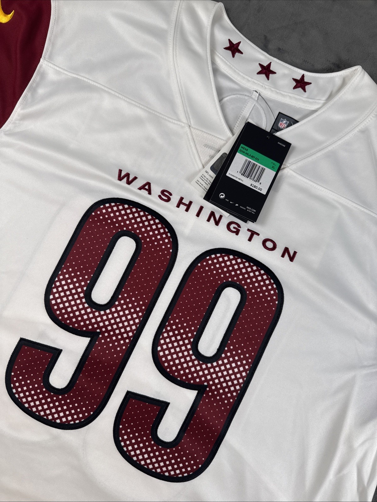 Nike Men's White Chase Young Washington Commanders Vapor Limited Jersey XL *NEW*