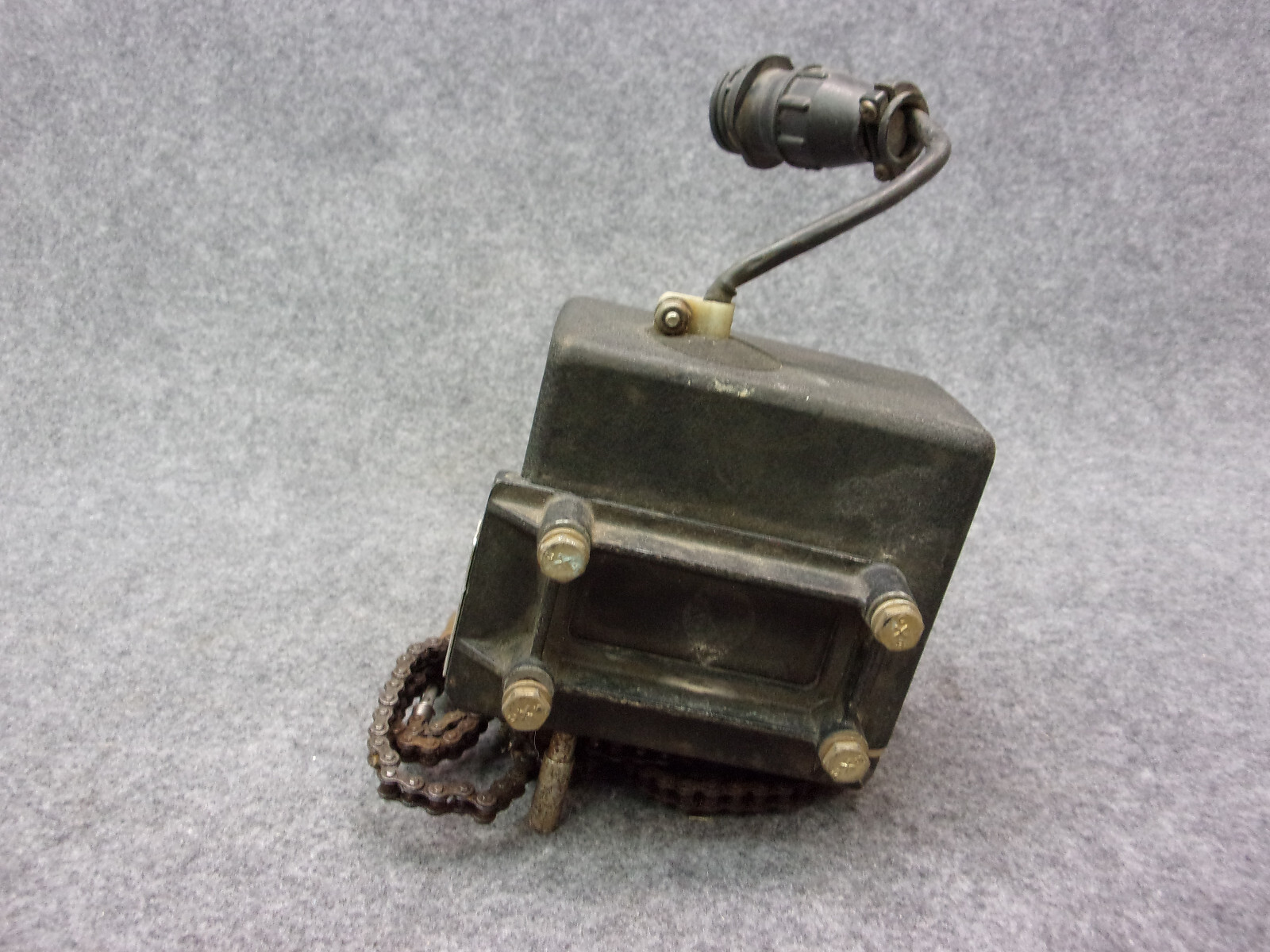 ARC 28V TA-495A Actuator Servo P/N 44430-3025 with Mount 44575-2201