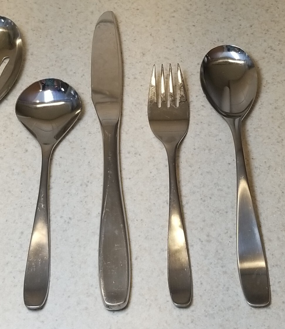 INTERNATIONAL STAINLESS FLATWARE JAPAN SOPHISTICATE 7 PC MISCELLANEOUS BATCH
