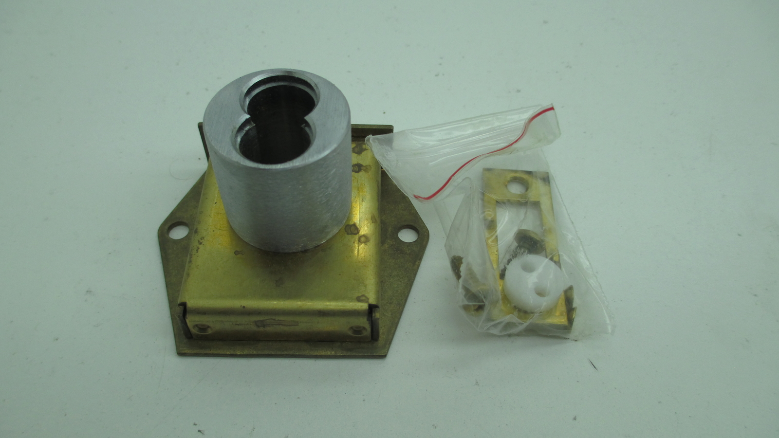 BEST LOCK SOLUTIONS 5L7MD2-626 CABINET LOCK