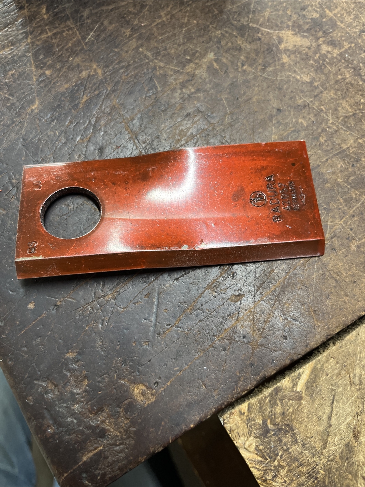 527746 Radura 11 Degree Right Side Disk Mower Blade(Fits AGCO)