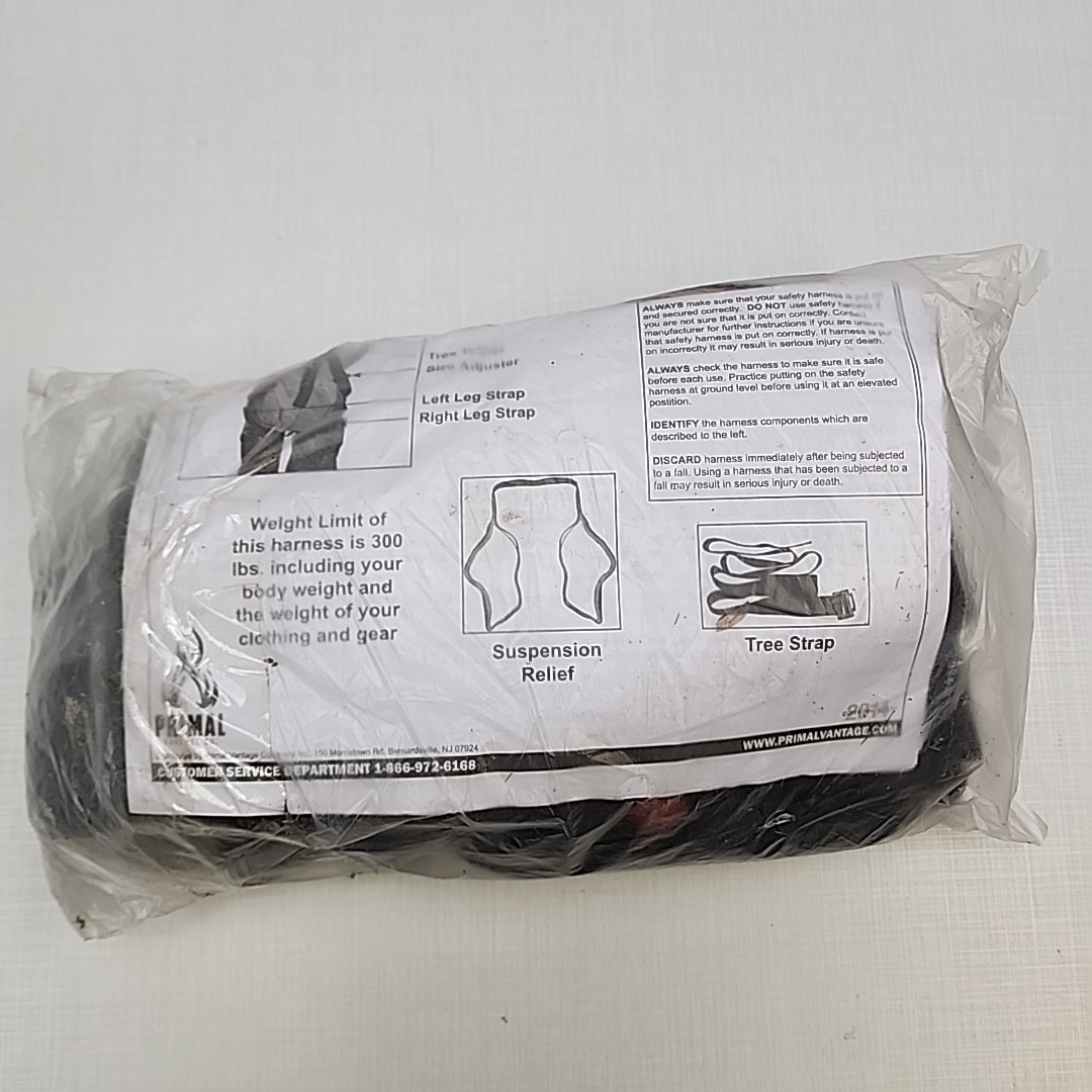Primal Vantage tree stand hunding safety harness model 2014 New open package
