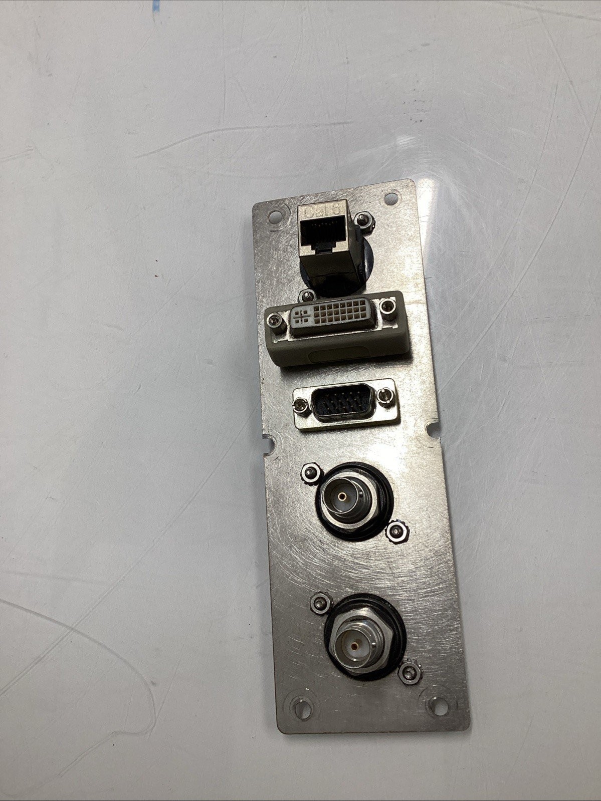 Switchcraft I/O Connector Interface Plate M-752
