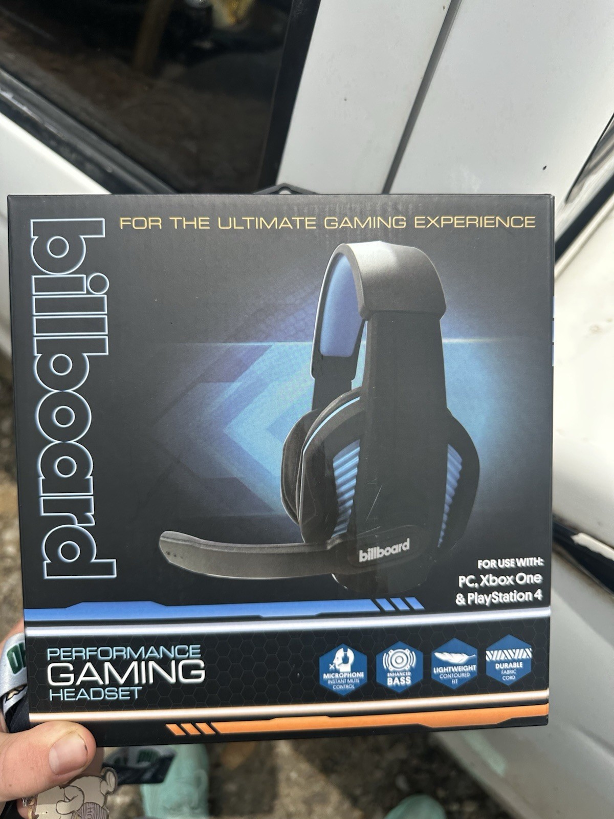 BILLBOARD PERFORMANCE GAMING HEADSET  BB425
