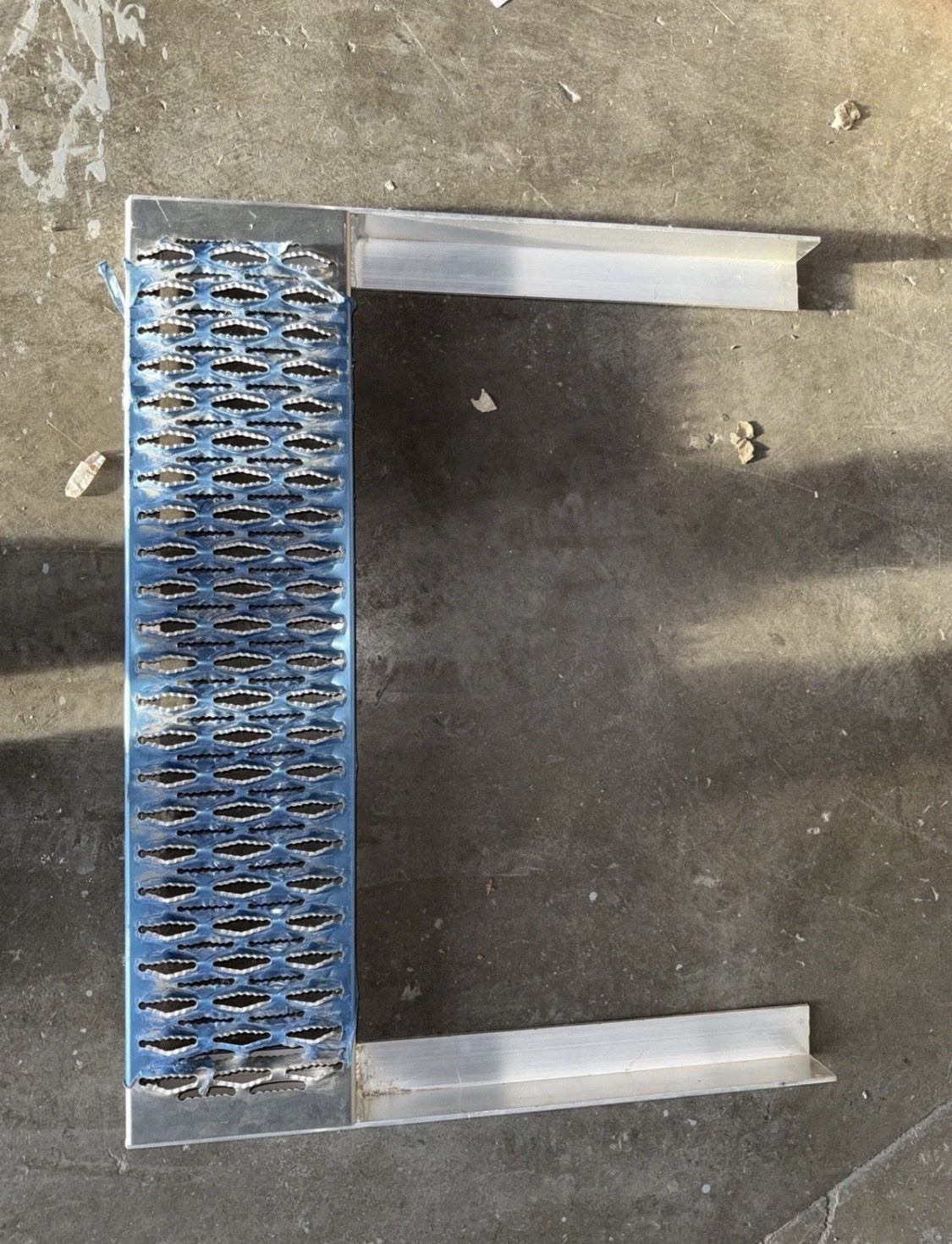 30.5" Length Battery Box HeavyDuty Step Kit