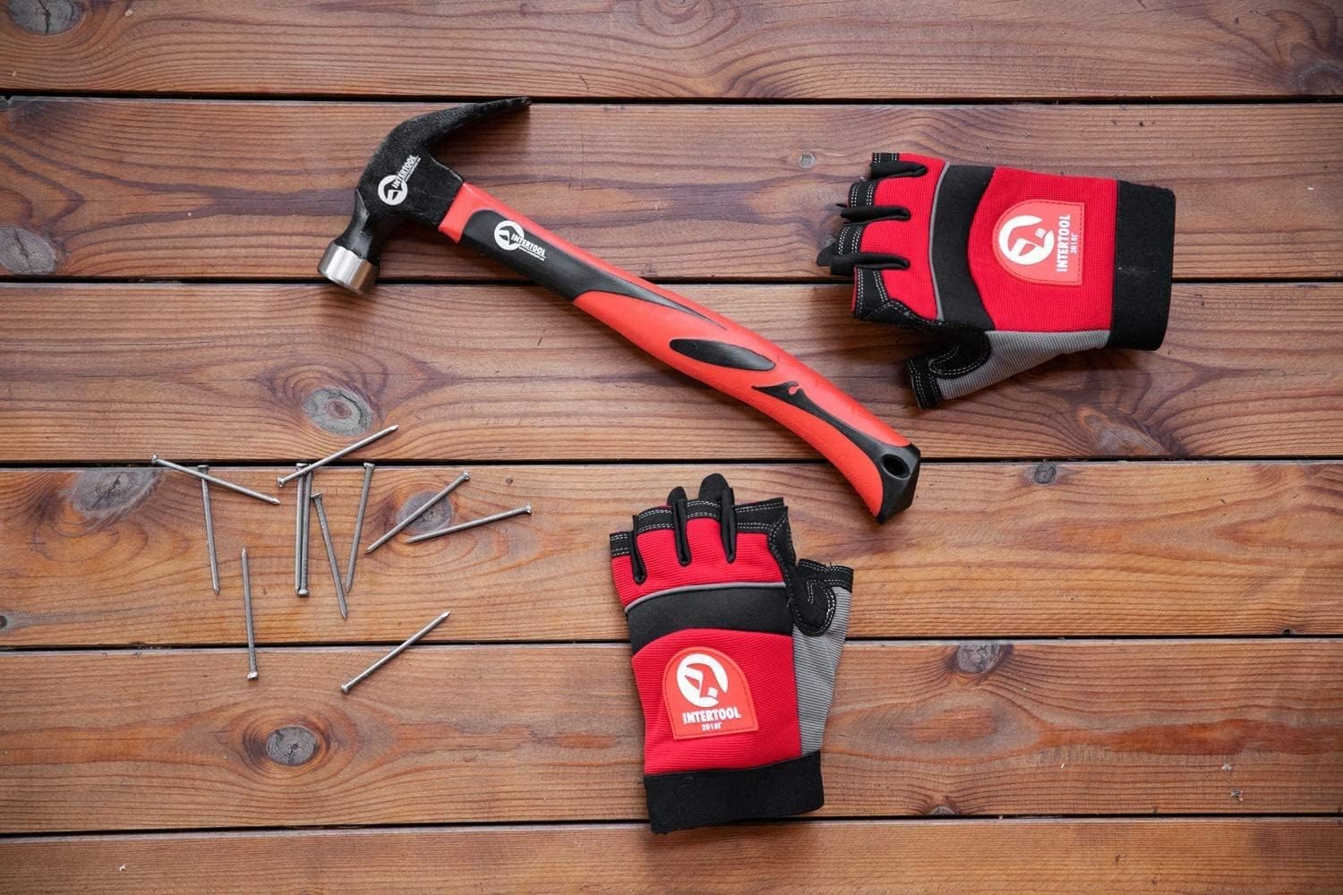 Claw Hammer 16 oz. / 1 Pound for Framing, Nails, Carpentry - Smooth Face and ...