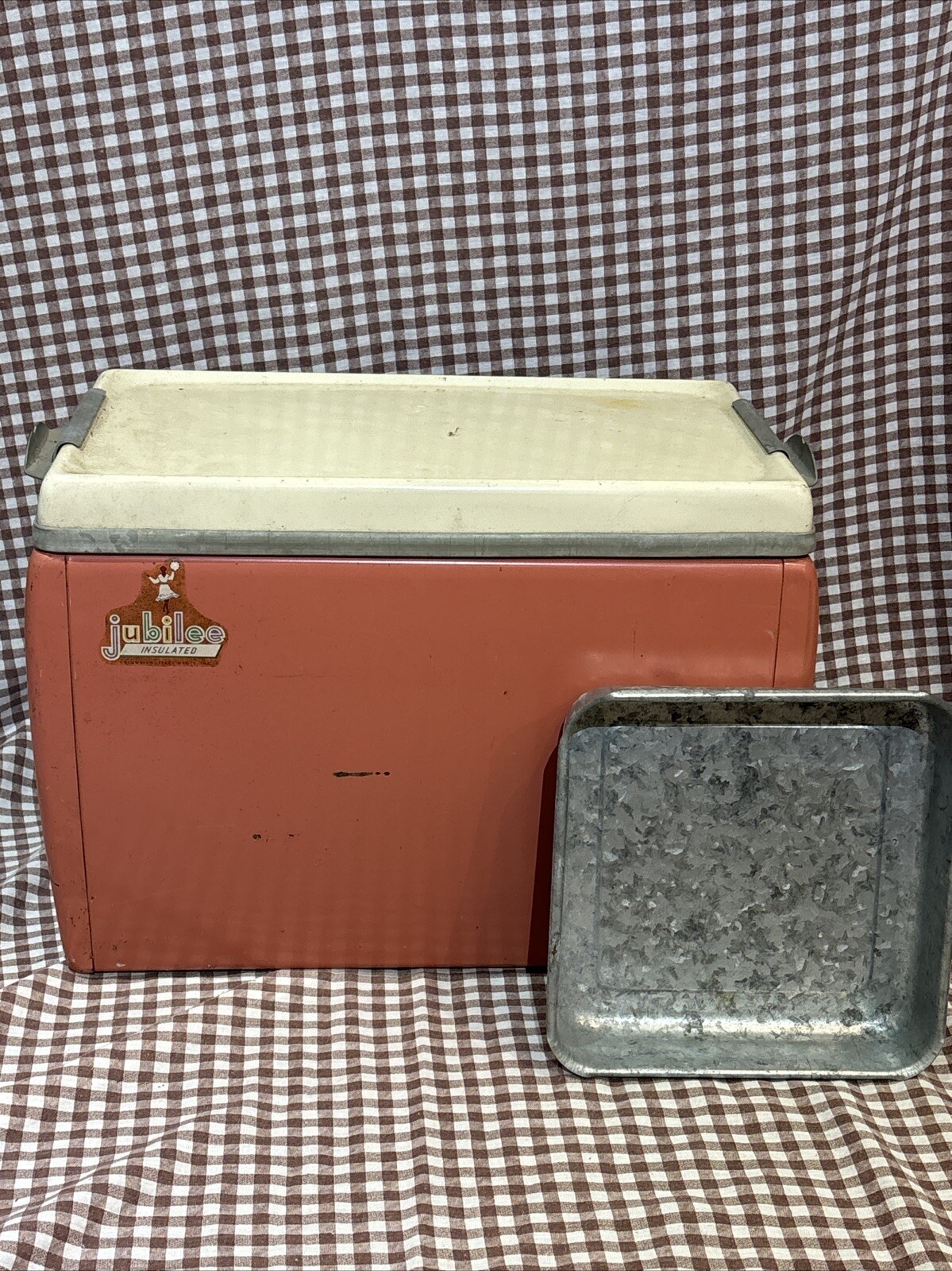 VINTAGE 1950'S RED JUBILEE INSULATED ICE CHEST CAMPING COOLER METAL USA MADE
