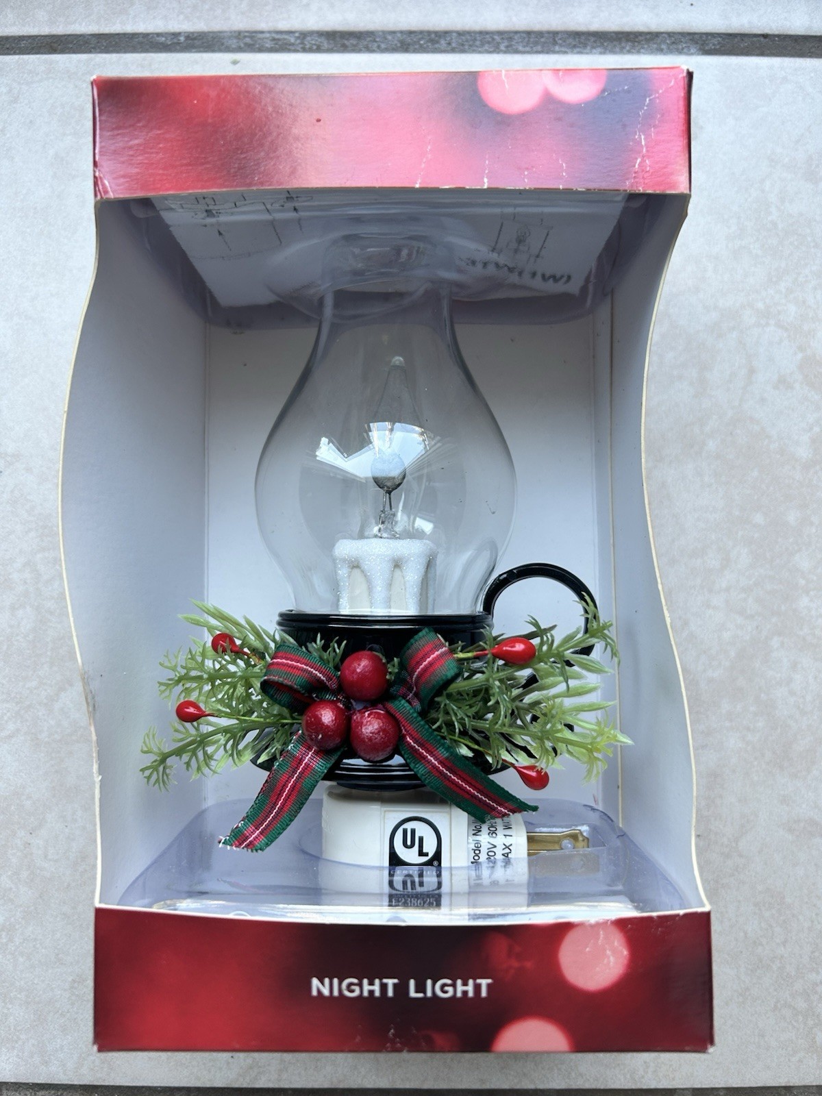 St. Nicholas Square Seasonal Multicolor Plug-In Night Light UL Listed 34STDYN16