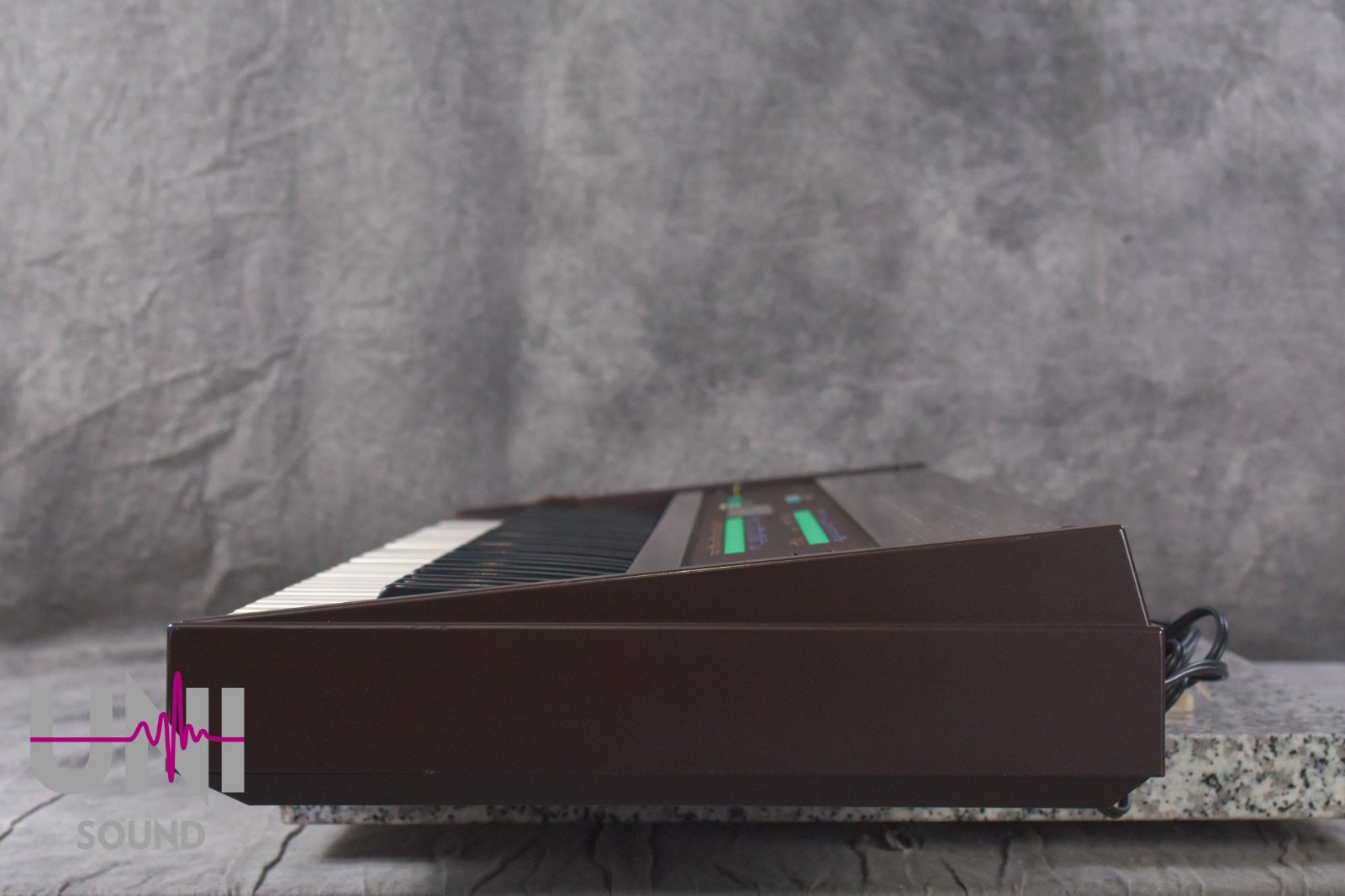 YAMAHA DX7 Digital Programmable Algorithm Synthesizer in Very Good Condition