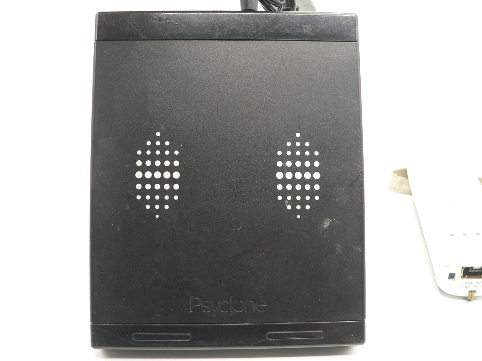 Psyclone Charging Station with Wii Controller, battery and Cord Tested Working
