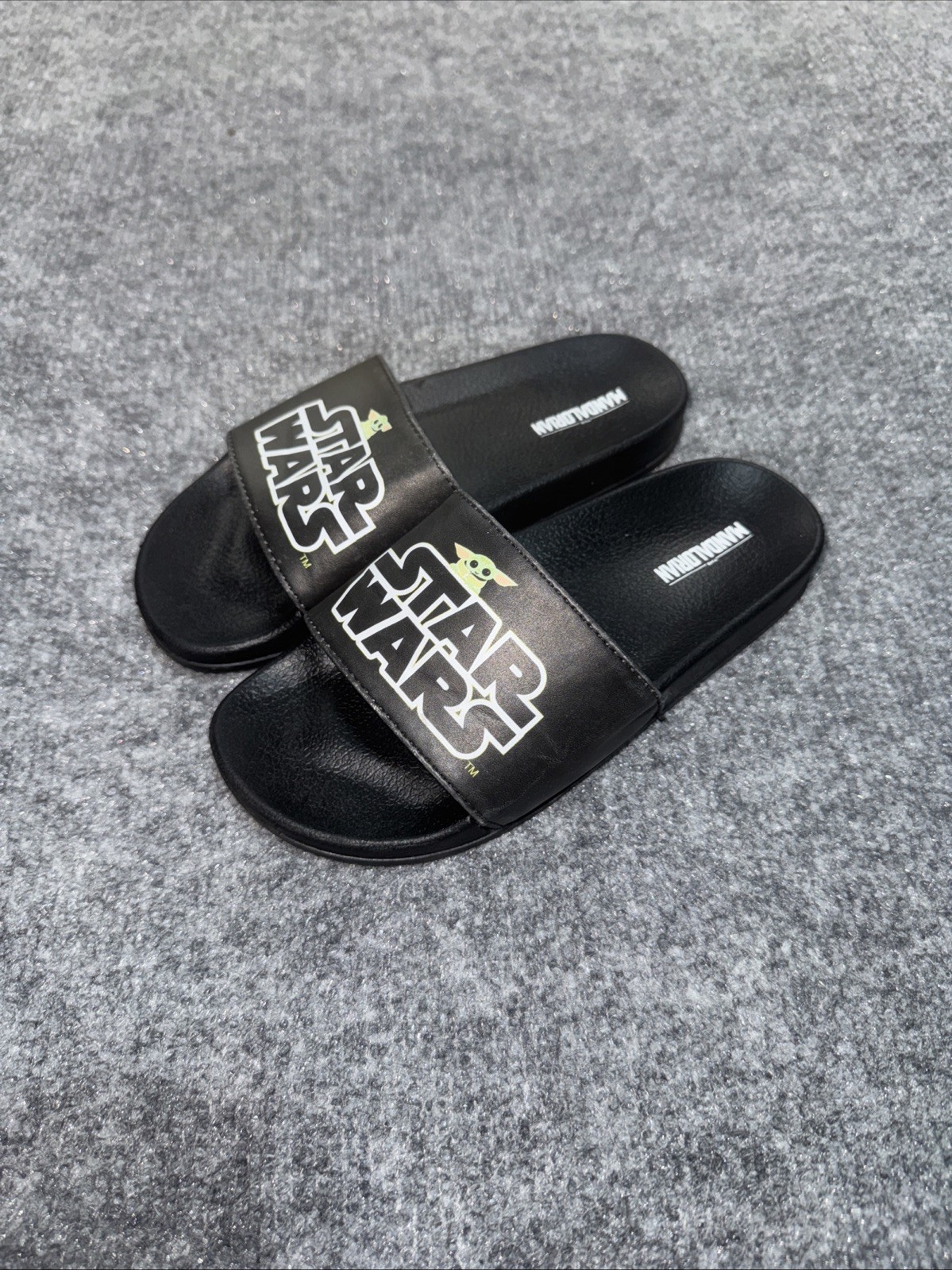 Star Wars Sandals Kids 2 Slides Mandalorian Yoda Logo Summer Black Foam GUC