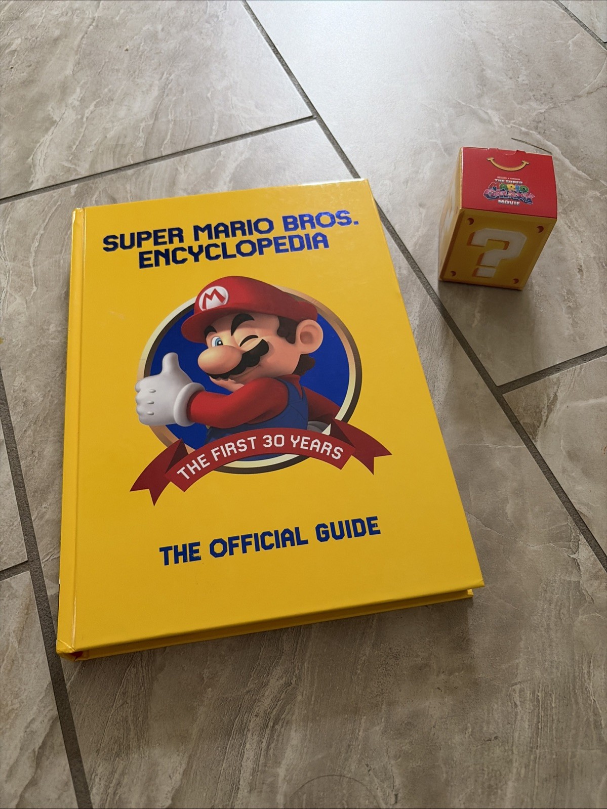 Super Mario Bros. Encyclopedia Official Guide the First 30 Years