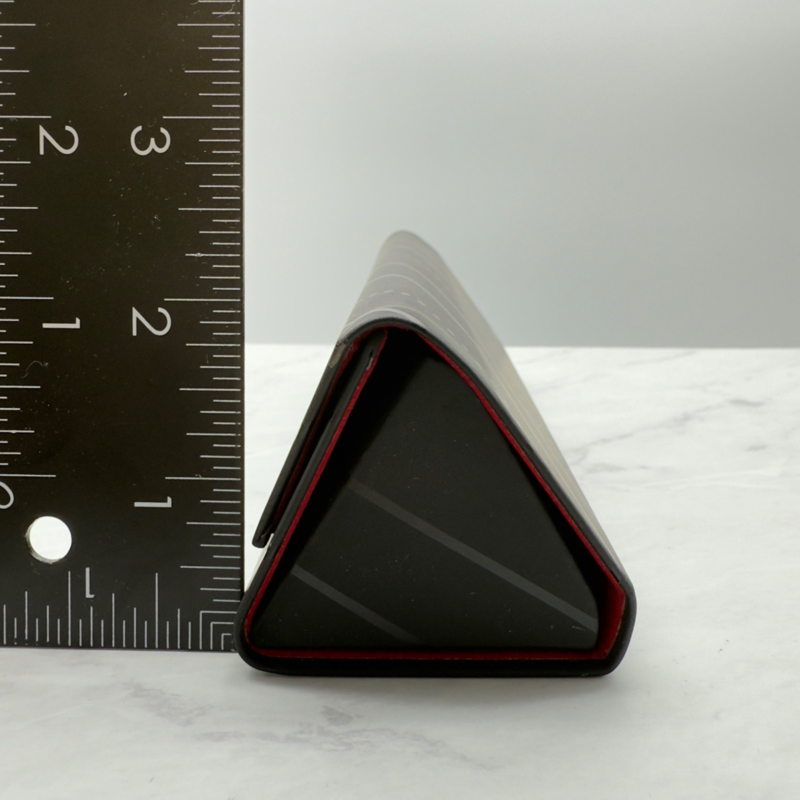 Kliik Denmark Eyeglass Hard Case Trifold Foldable Magnetic Closure Black Red