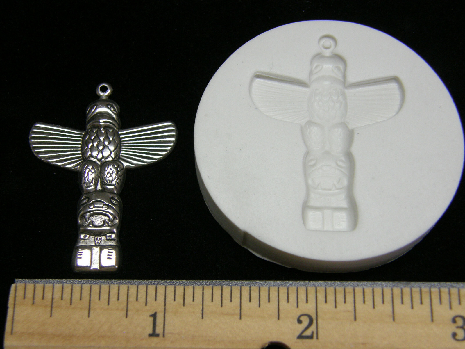 Totem Pole Polymer Clay Mold (MD1213A)