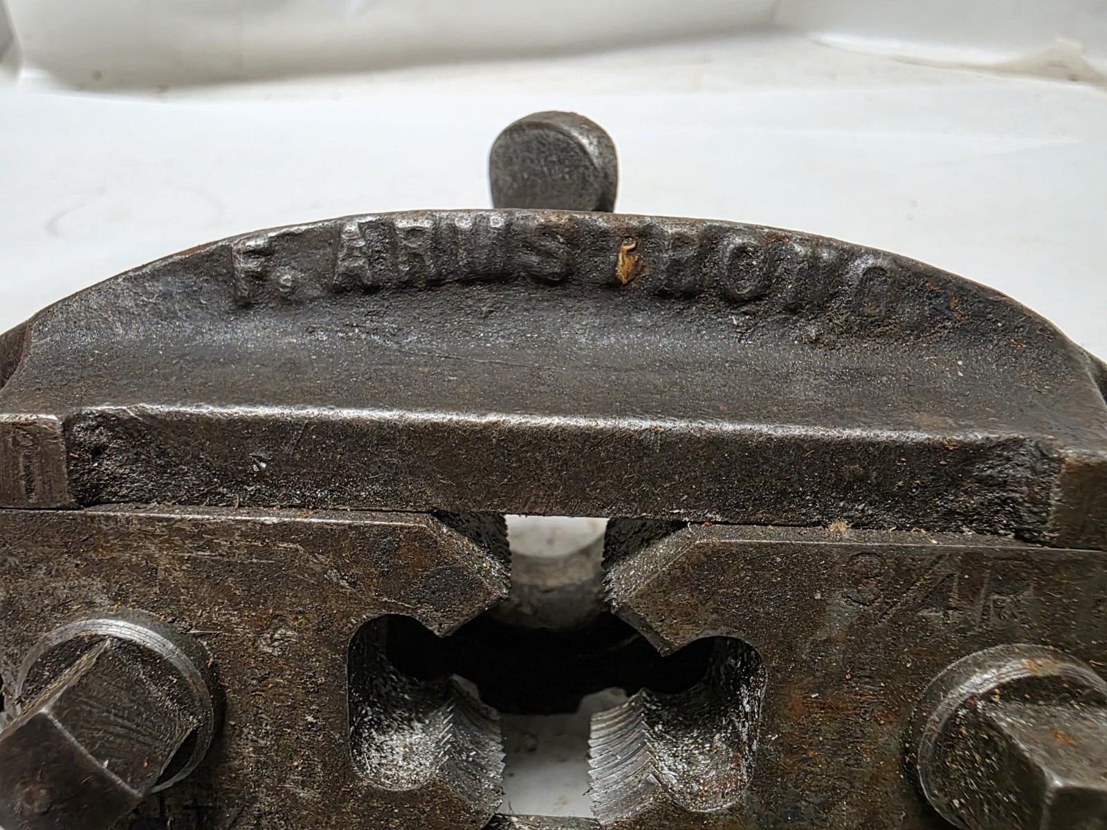 Vintage Armstrong No. 2 Adjustable Pipe Threader with 3/4" Dies
