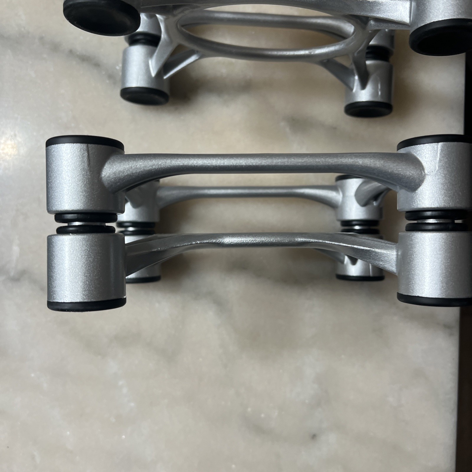 IsoAcoustics Aperta Speaker Stands Aluminum