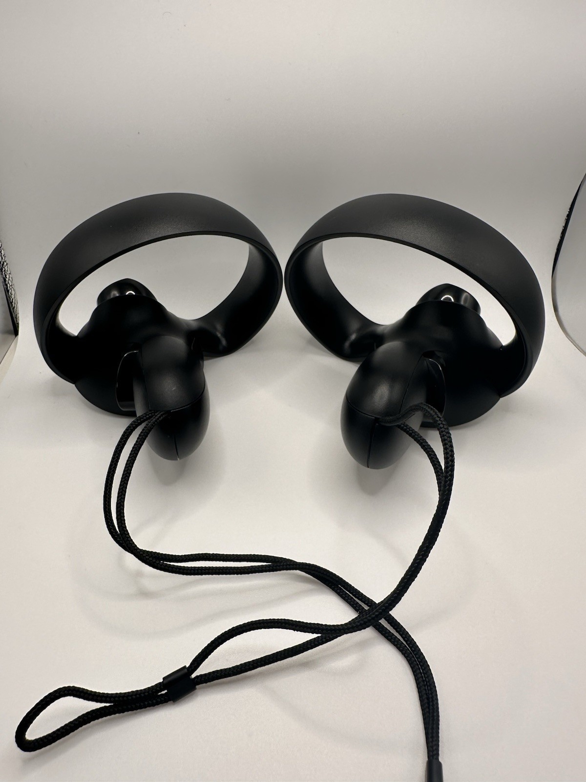OCULUS Rift CV1 Touch Controllers VR - Right AND Left - Free Shipping