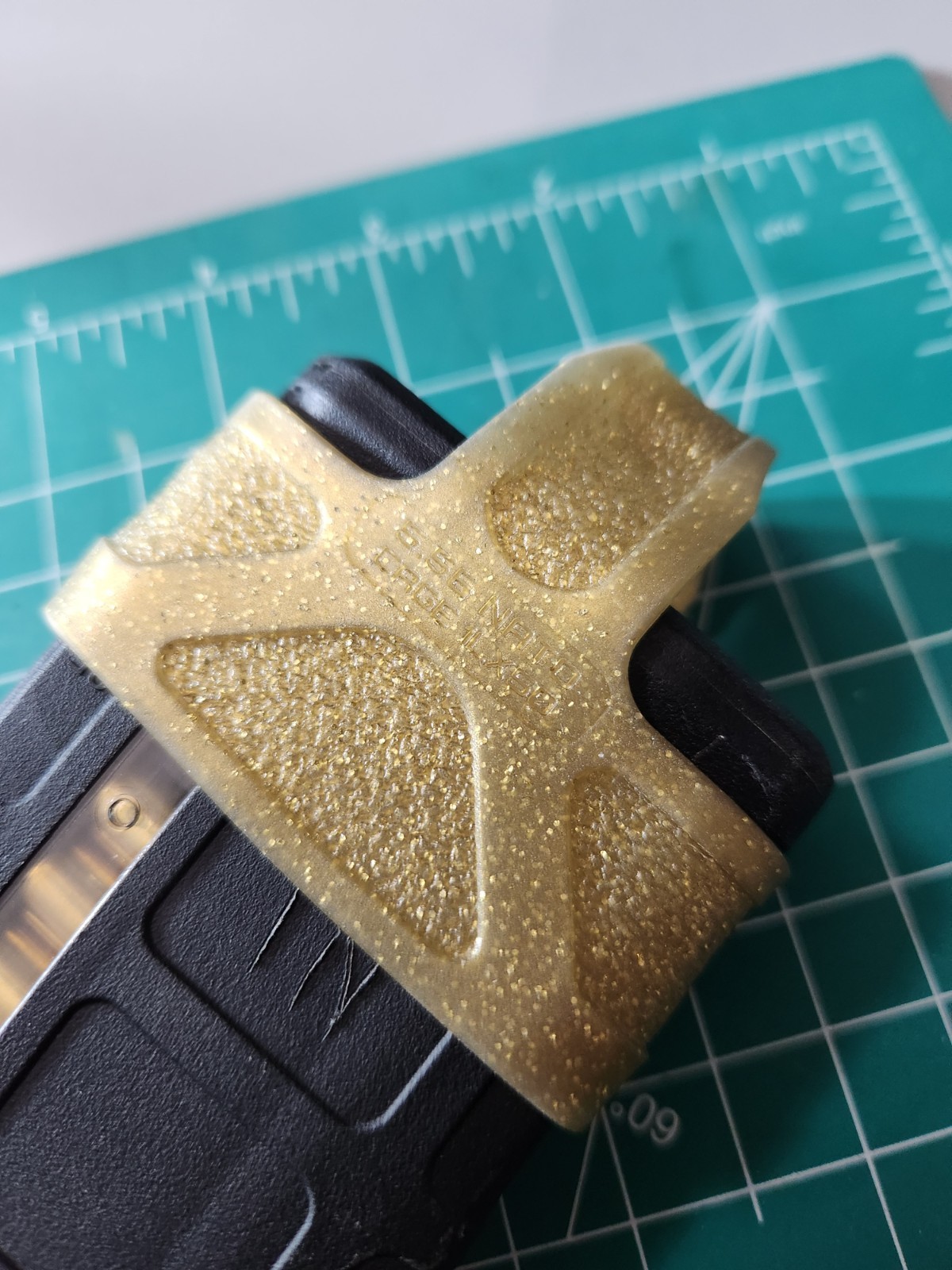 Gold Glitter 20th Anniversary MAGPUL