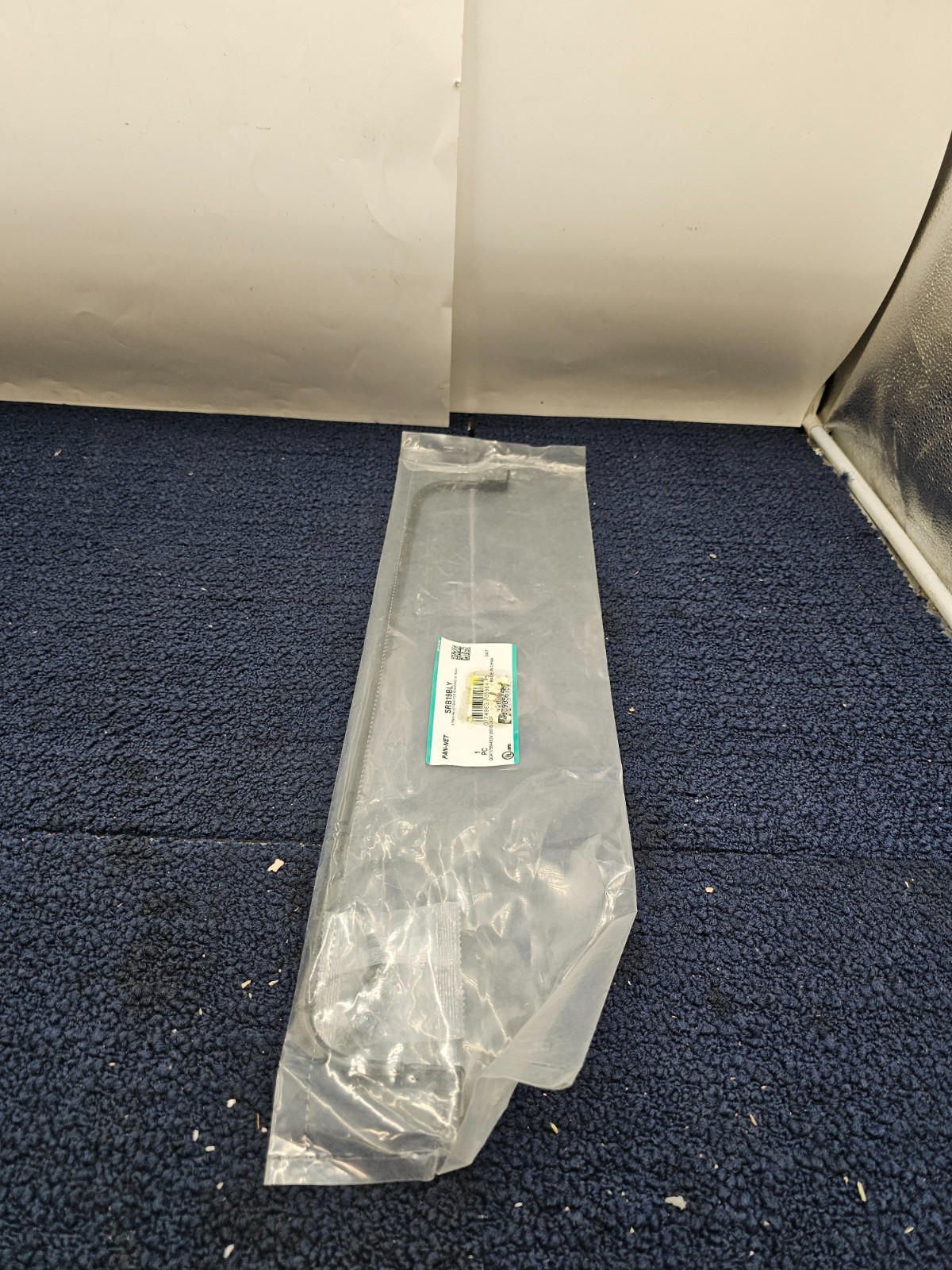 (QTY 4) Panduit Pan-net SRB19BLY Strain Relief Bar 19" Rack
