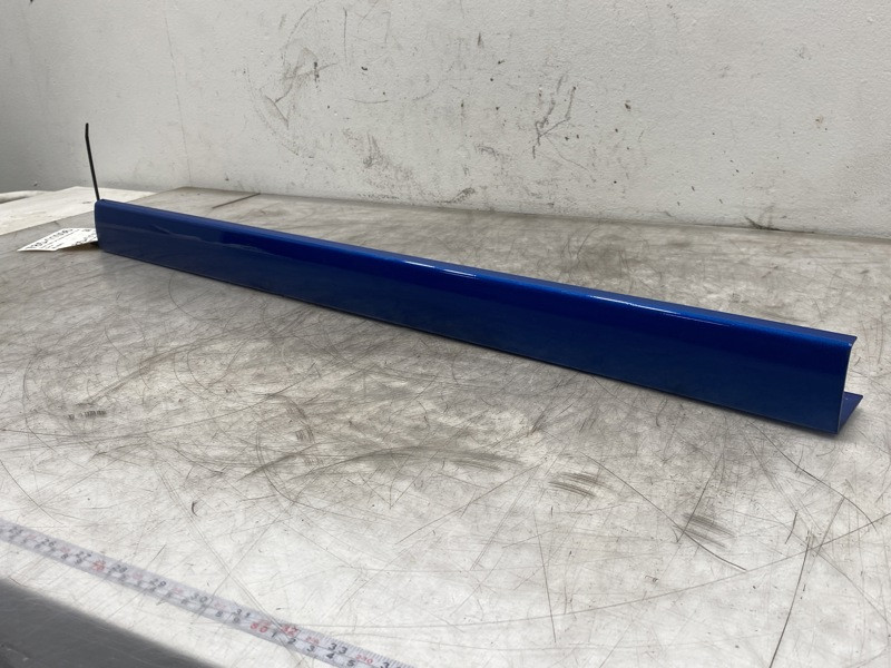 2019 Kenworth T680 Cab Exterior Trim Panel T221035500 (785-11096)