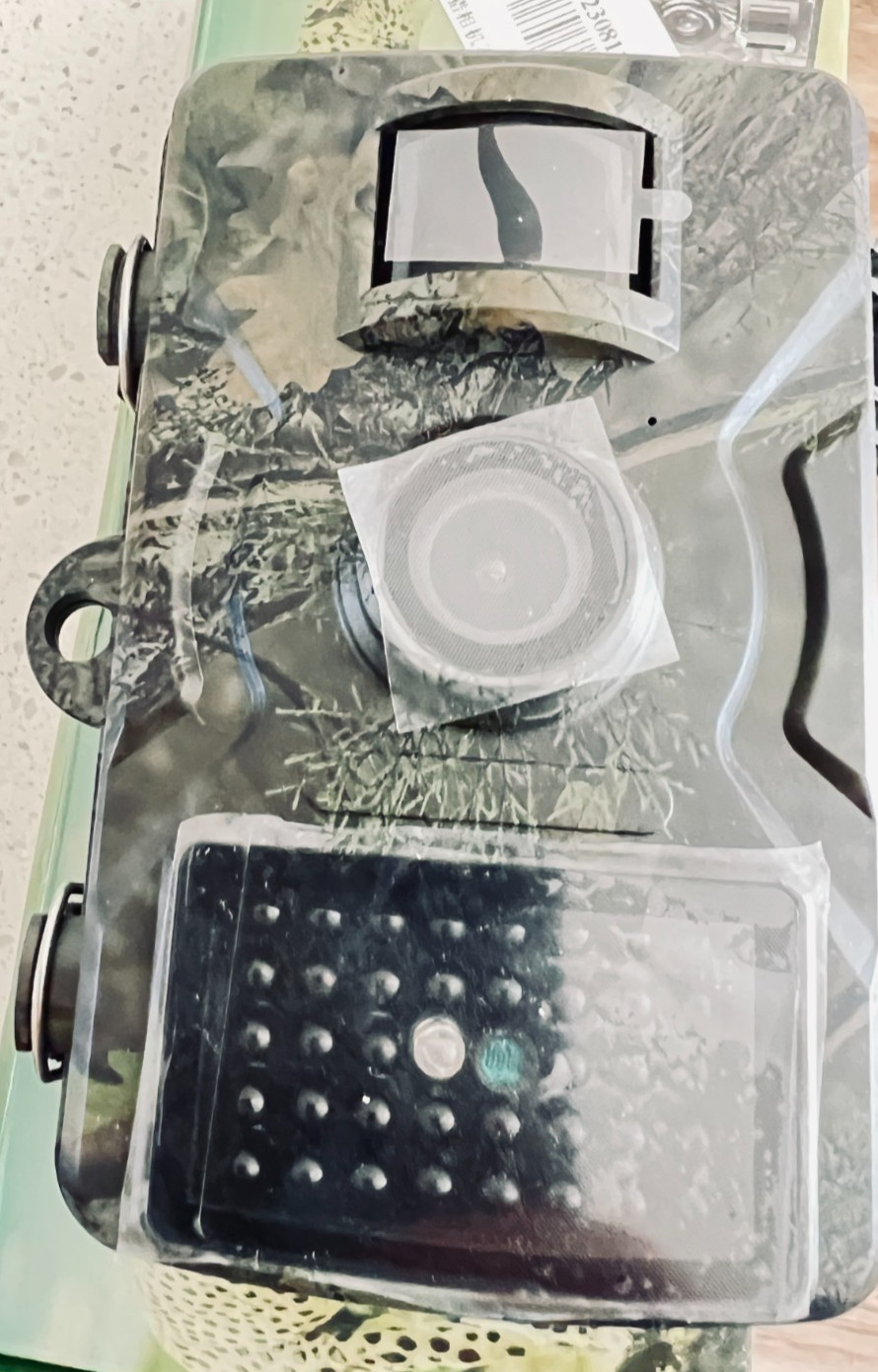 3 Trail Cameras Water Proof 16 Meg WildLife