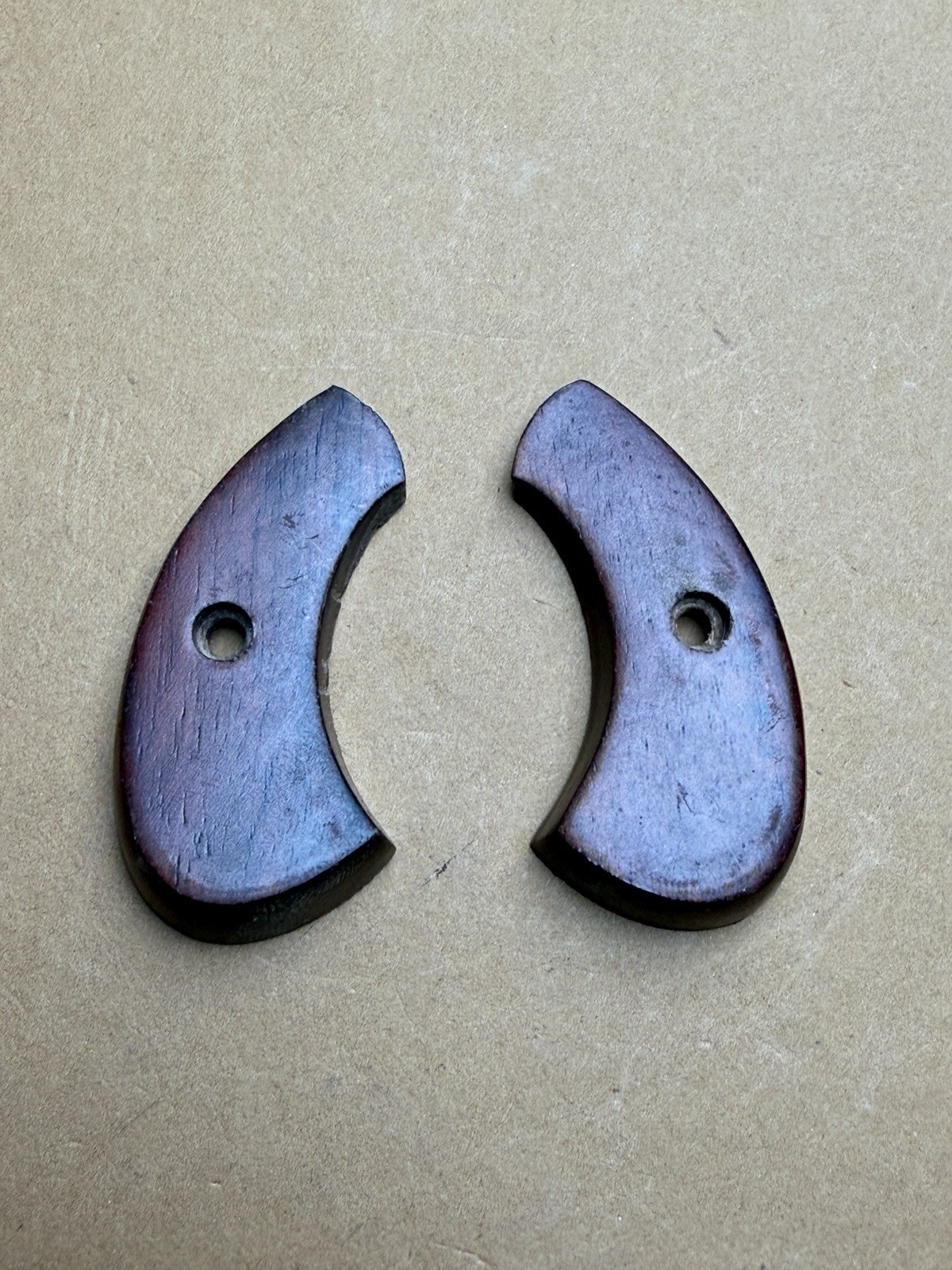 Connecticut Valley Arms Derringer .31 cal Black Powder Pistol Wood Grips
