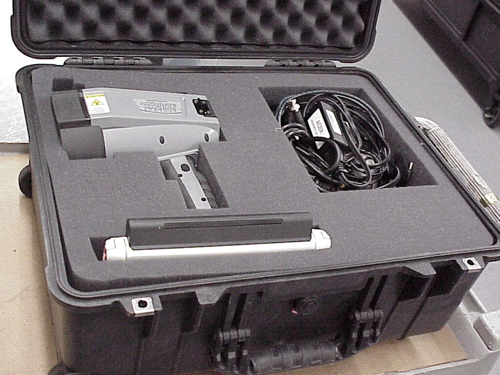 ACCURATE MACHINE 33GHZ MICROWAVE GENERATOR/HANDHELD WITH LAPTOP CONTROL UNIT