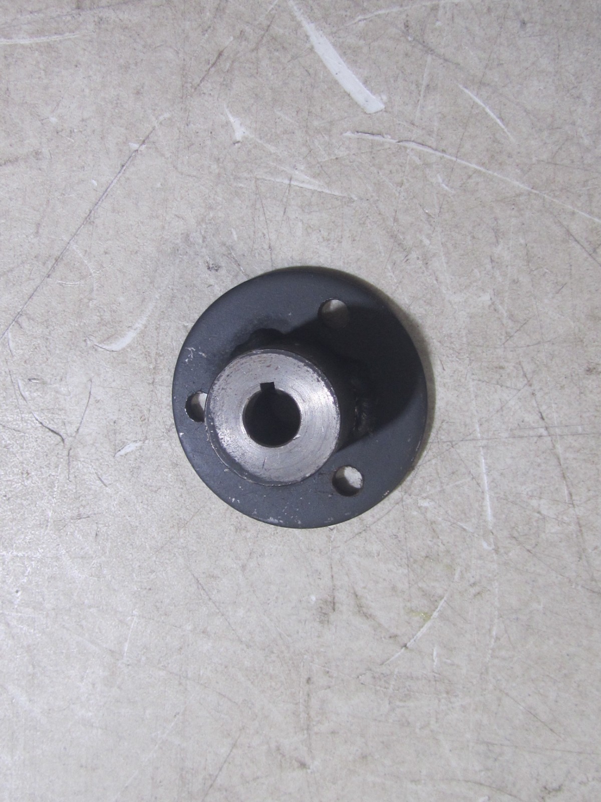 NEW 1/2" SHAFT DIAMETER HUB FITS BUYERS AND MEYER SALT SPREADERS 36152