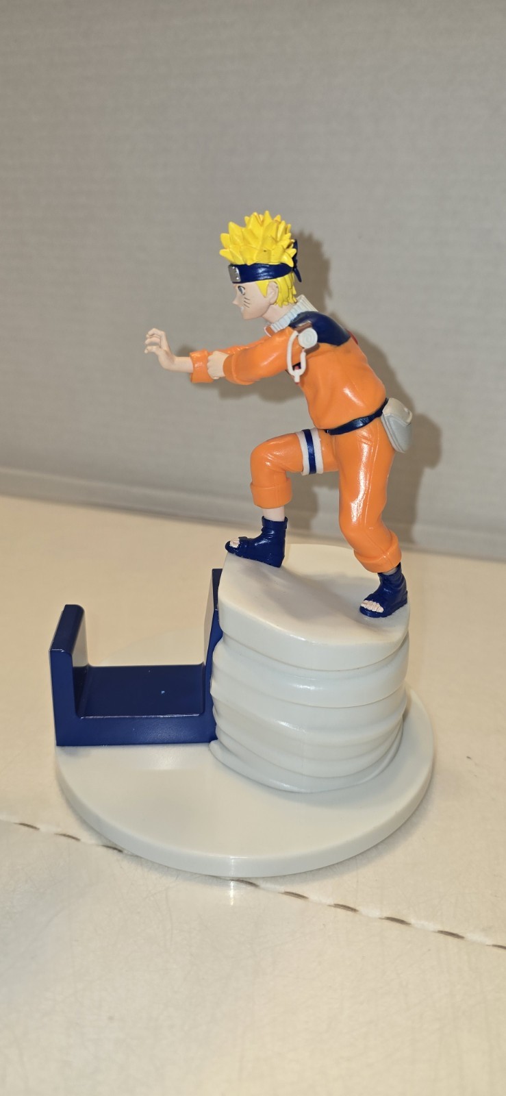 Vintage Naruto Gaming Controller Stand Great Condition