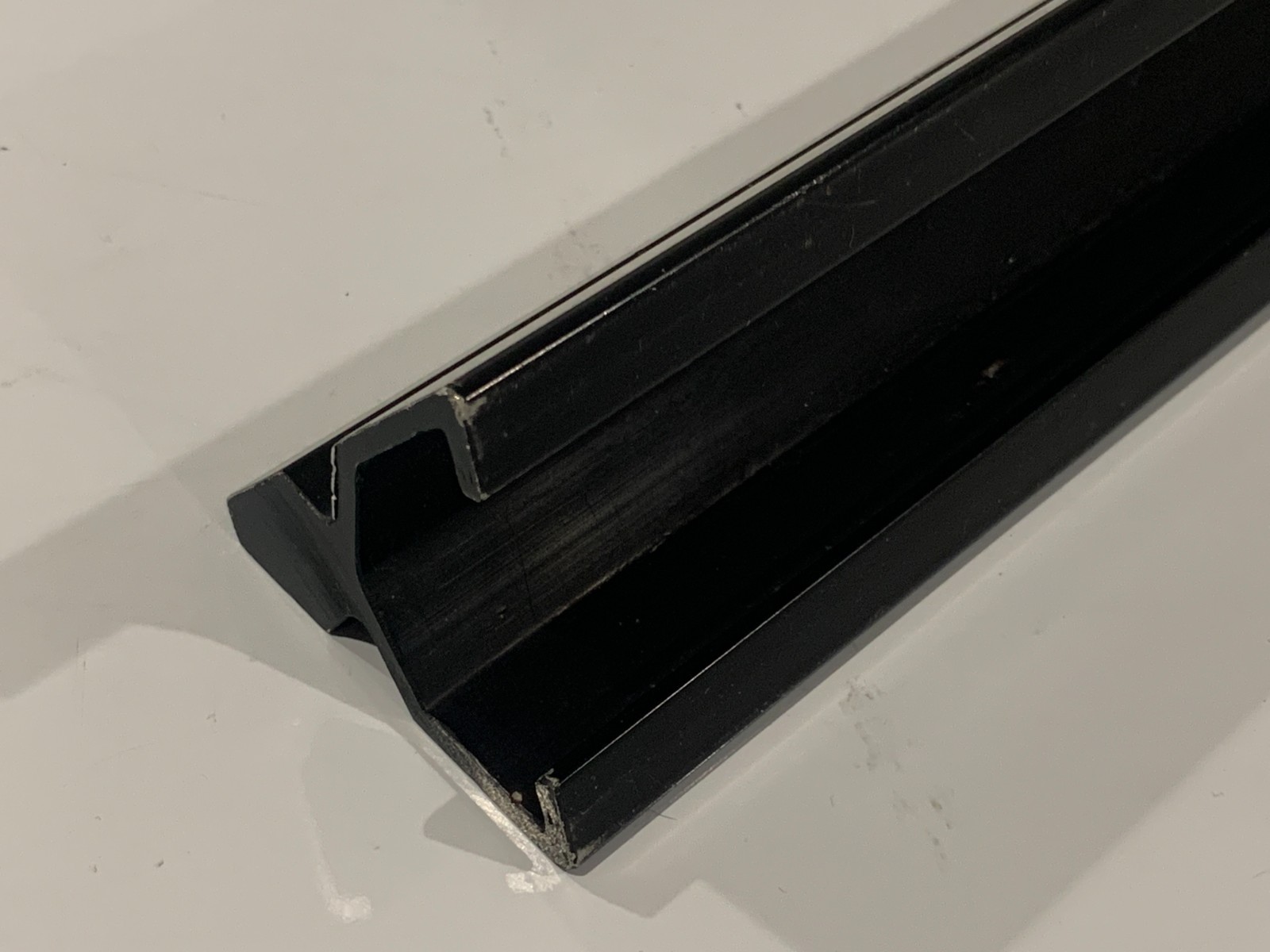 Spindler & Hoyer Gottingen Triangular Rail Profile Optical Bench (~1/2m, Alu)