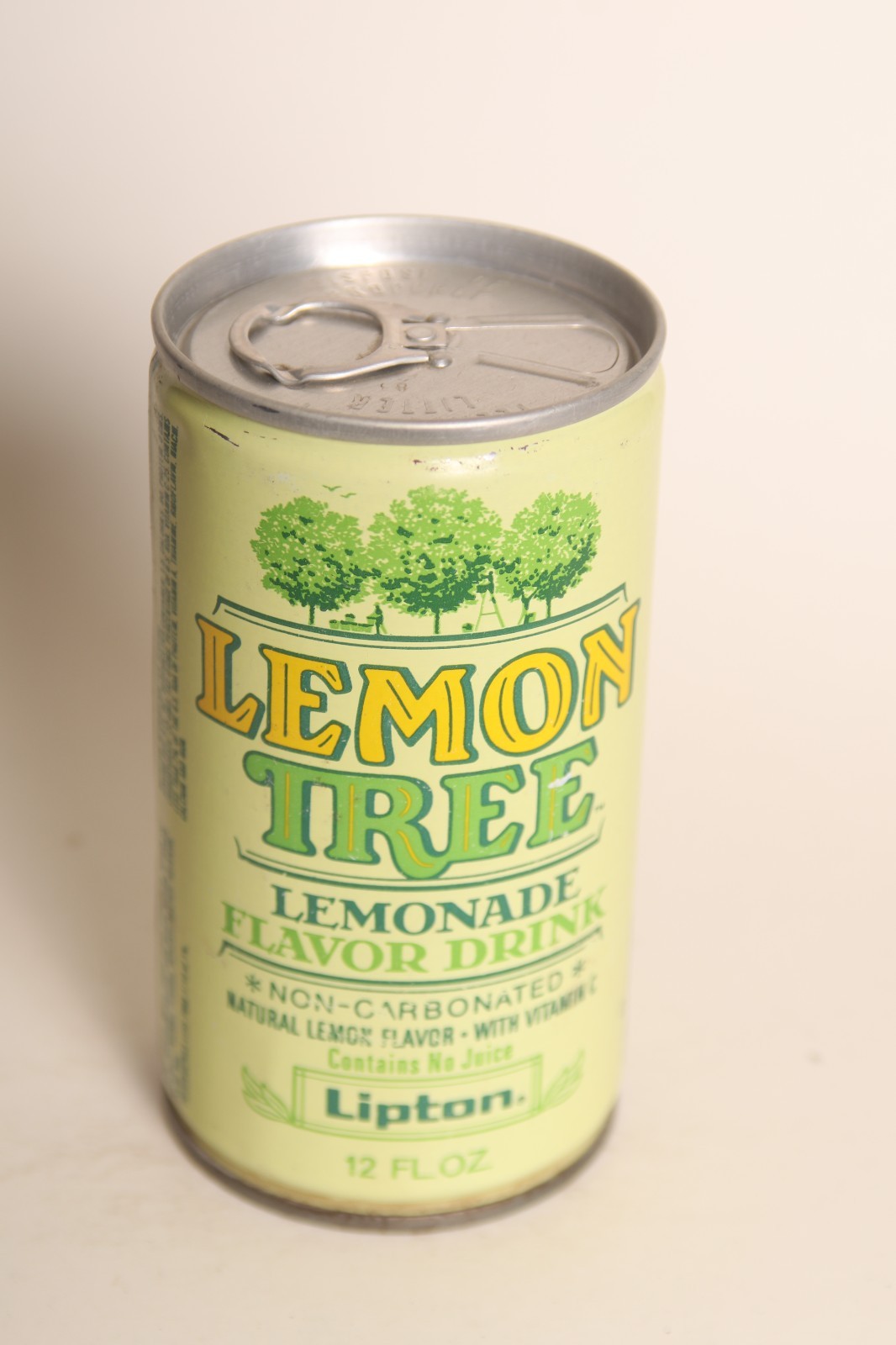 Lipton Lemon Tree Lemonade soda can - 12oz