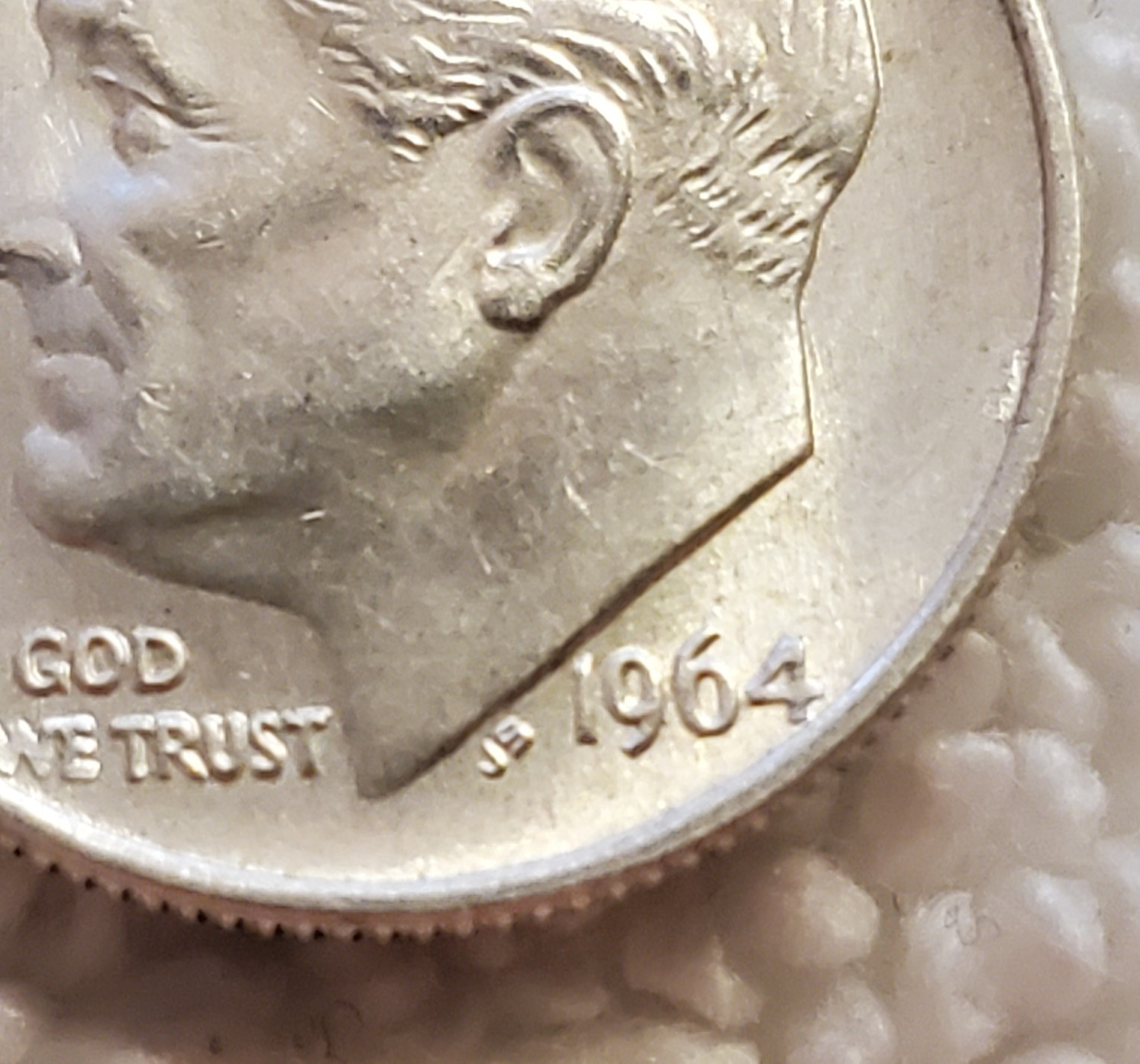 1964-P Roosevelt Dime 90% Silver, High Grade